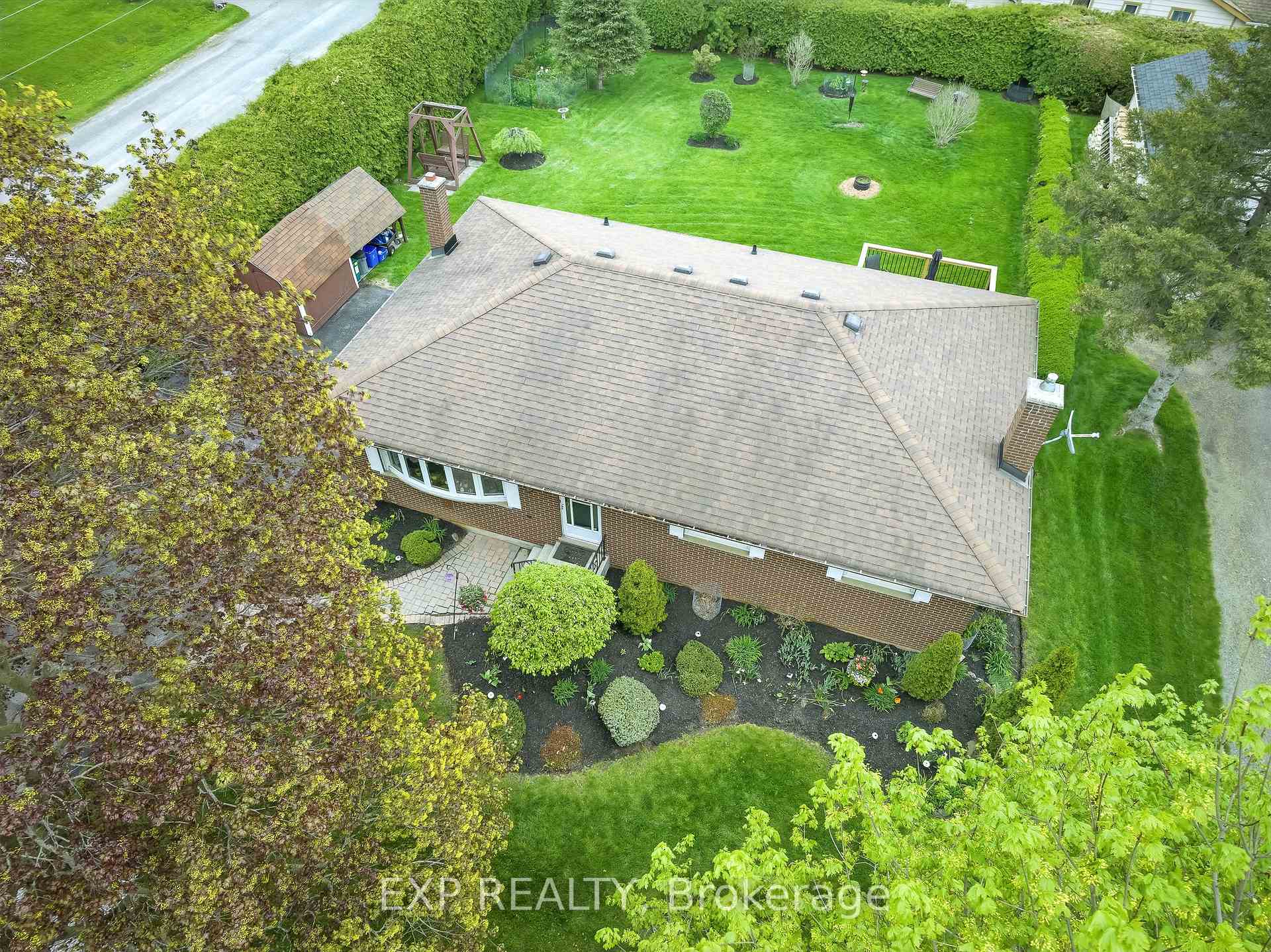 Photo 3 of 17 Liberty Street, Clarington, Rural Clarington — HOMEH