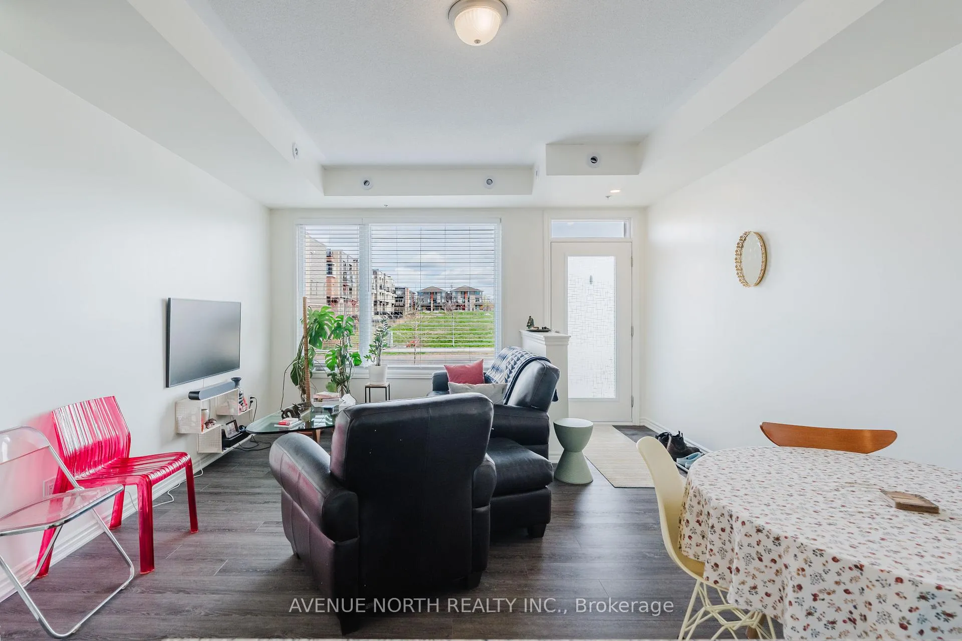 Photo 6 of 836 Mikinak Road, Ottawa, CFB Rockcliffe and Area — HOMEH