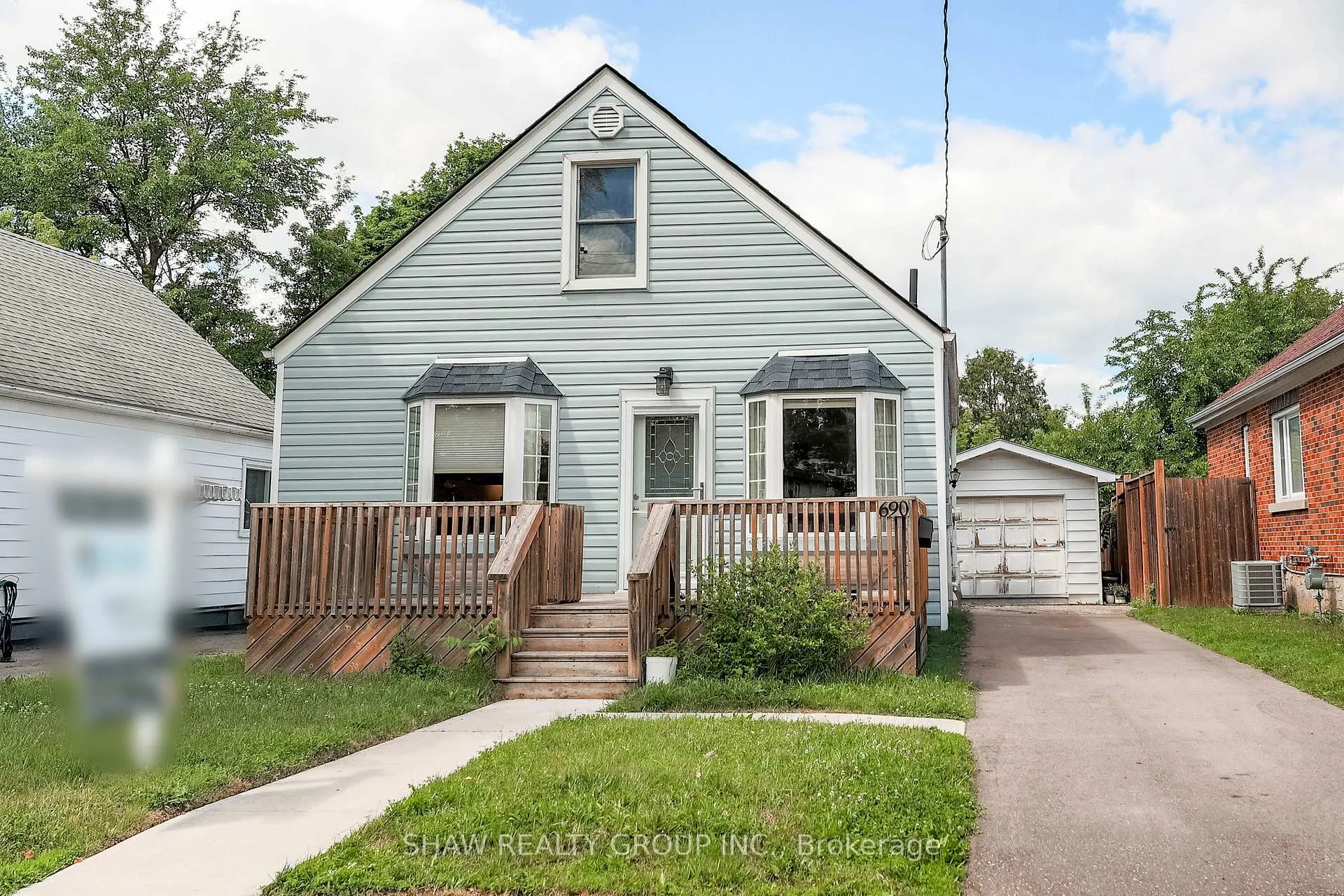 Photo 1 of 690 Guelph Street, Kitchener — HOMEH