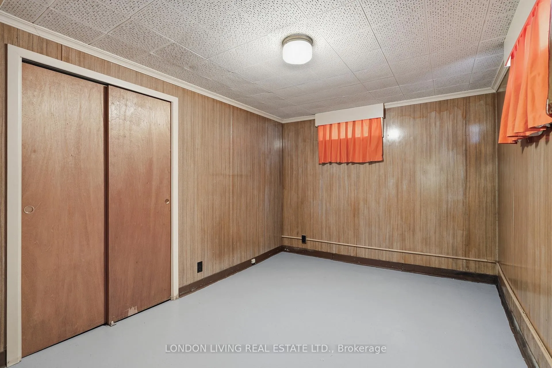 Photo 30 of 549 Ridgewood Crescent, London, South D — HOMEH