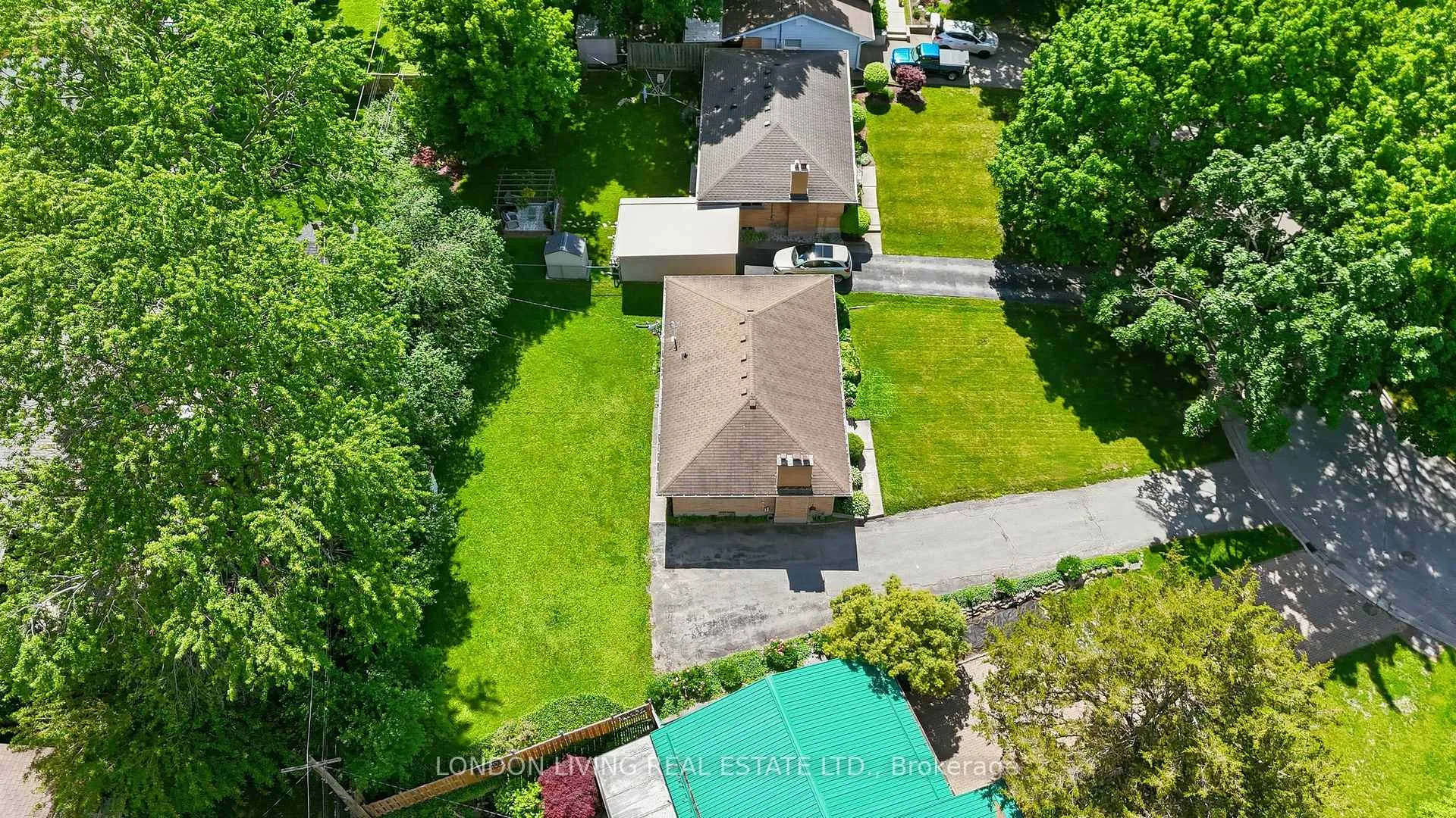 Photo 46 of 549 Ridgewood Crescent, London, South D — HOMEH