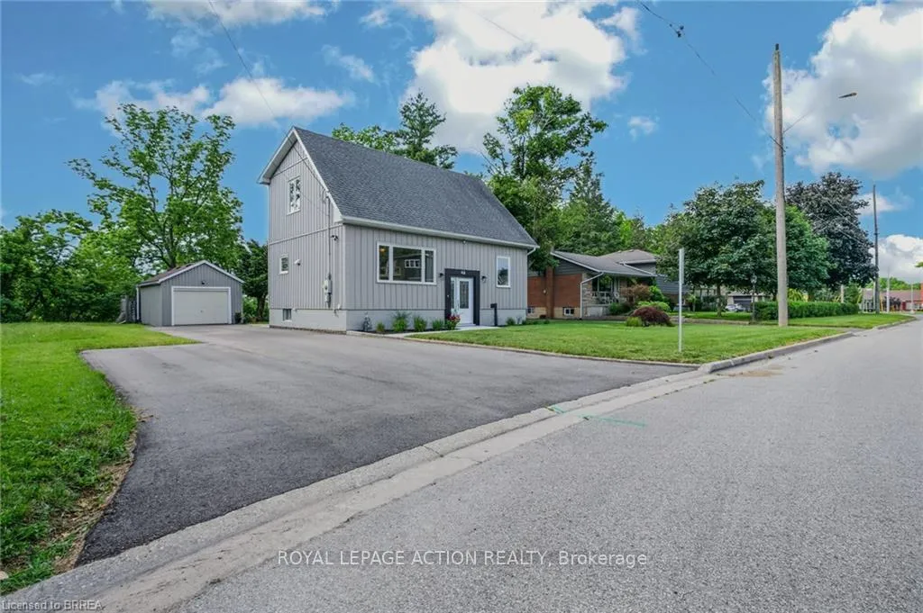 Photo 1 of 46 Clara Crescent, Brantford, Echo Place — HOMEH