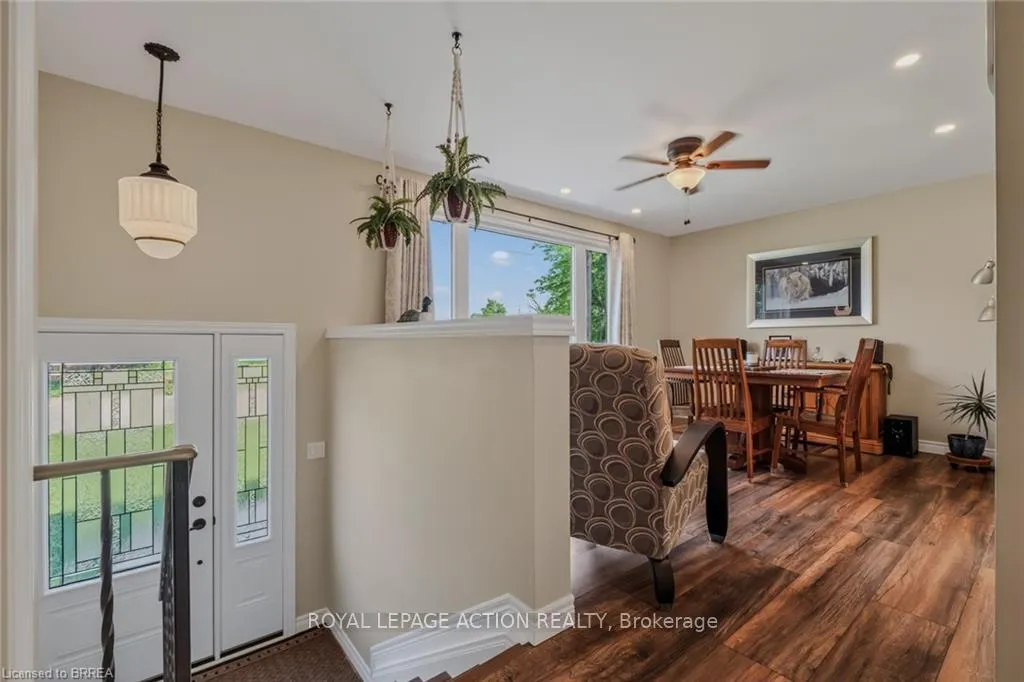 Photo 11 of 46 Clara Crescent, Brantford, Echo Place — HOMEH