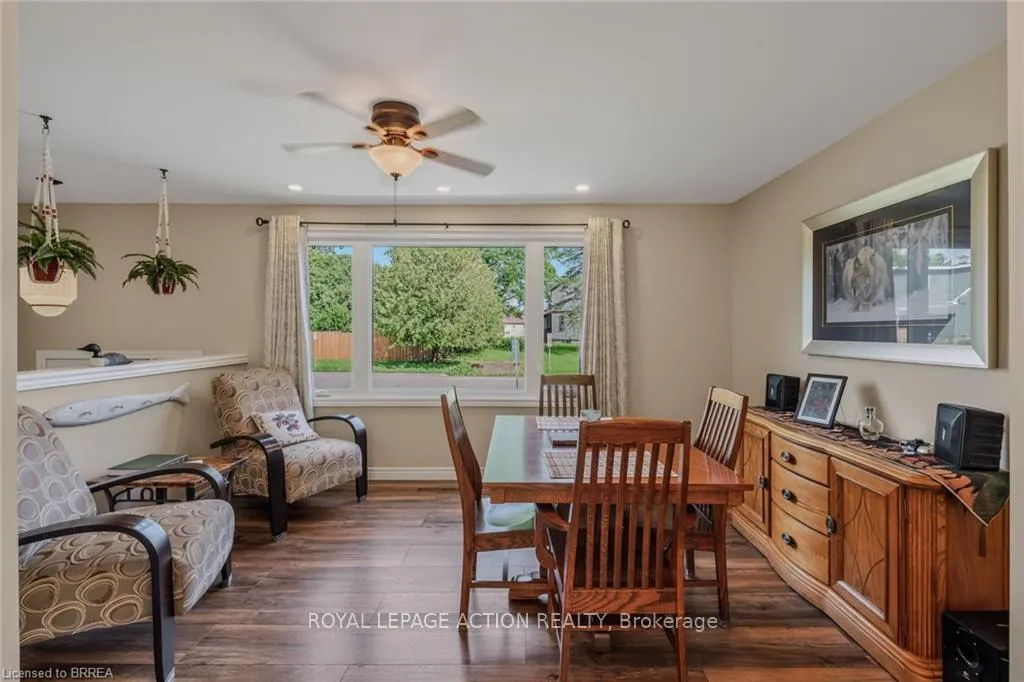 Photo 14 of 46 Clara Crescent, Brantford, Echo Place — HOMEH