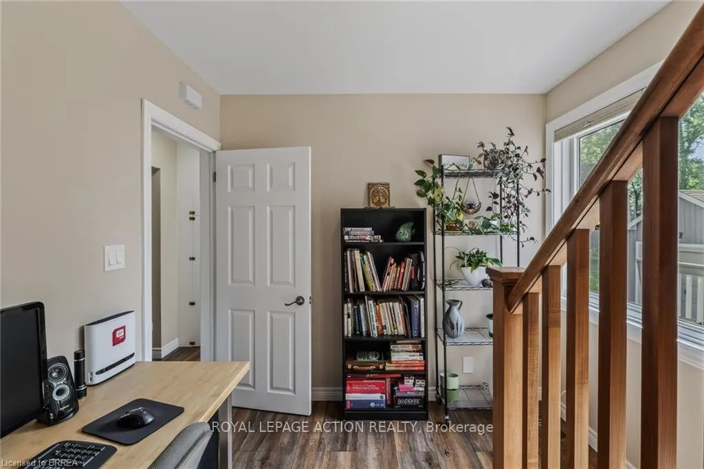 Photo 25 of 46 Clara Crescent, Brantford, Echo Place — HOMEH