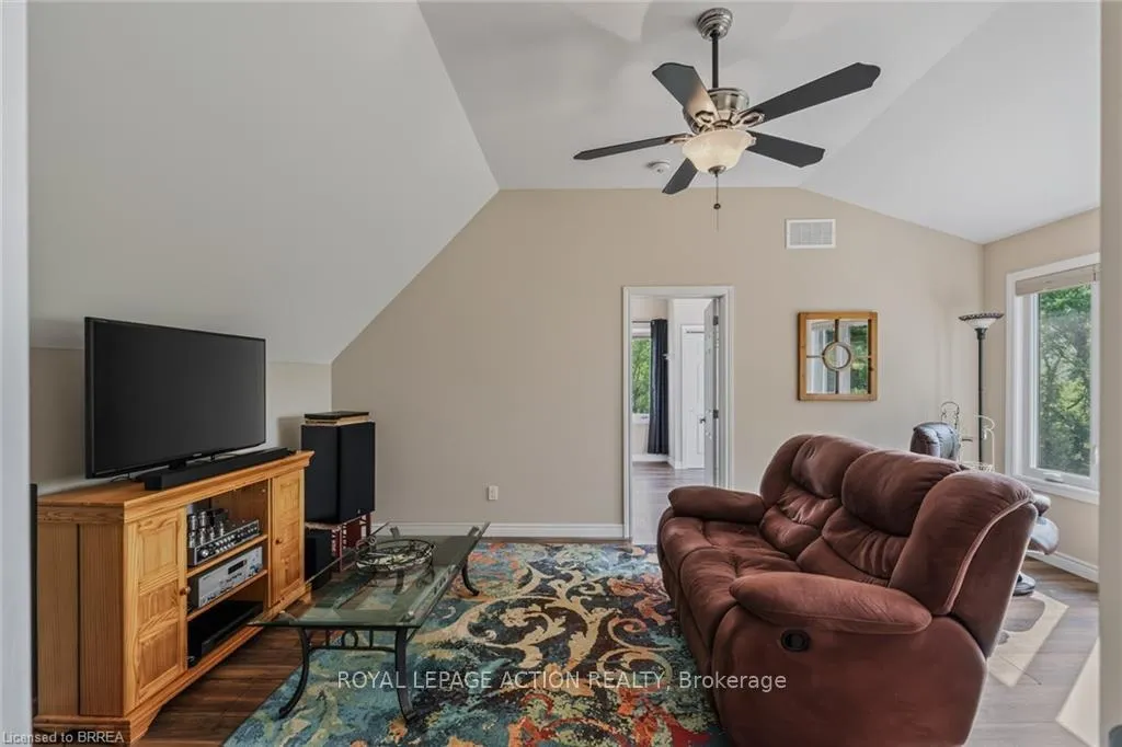 Photo 30 of 46 Clara Crescent, Brantford, Echo Place — HOMEH