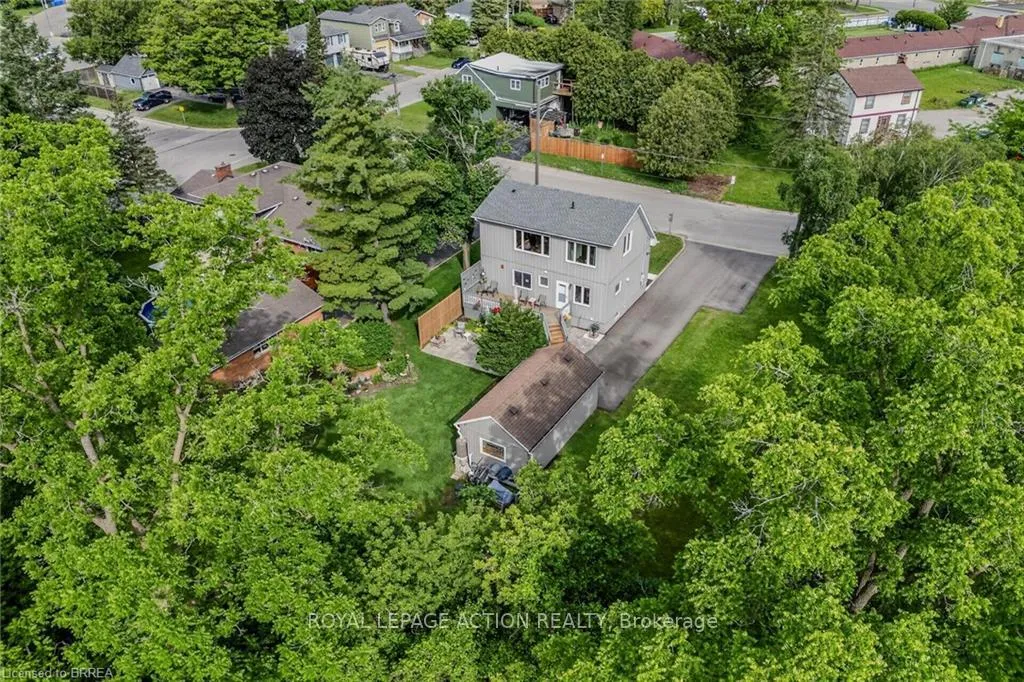 Photo 44 of 46 Clara Crescent, Brantford, Echo Place — HOMEH