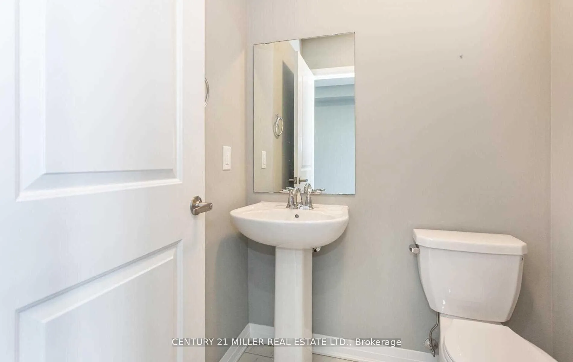 Photo 8 of 4074 Canby Street, Lincoln, Beamsville — HOMEH