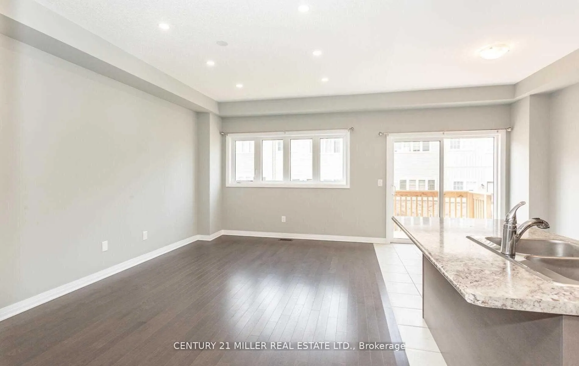Photo 10 of 4074 Canby Street, Lincoln, Beamsville — HOMEH