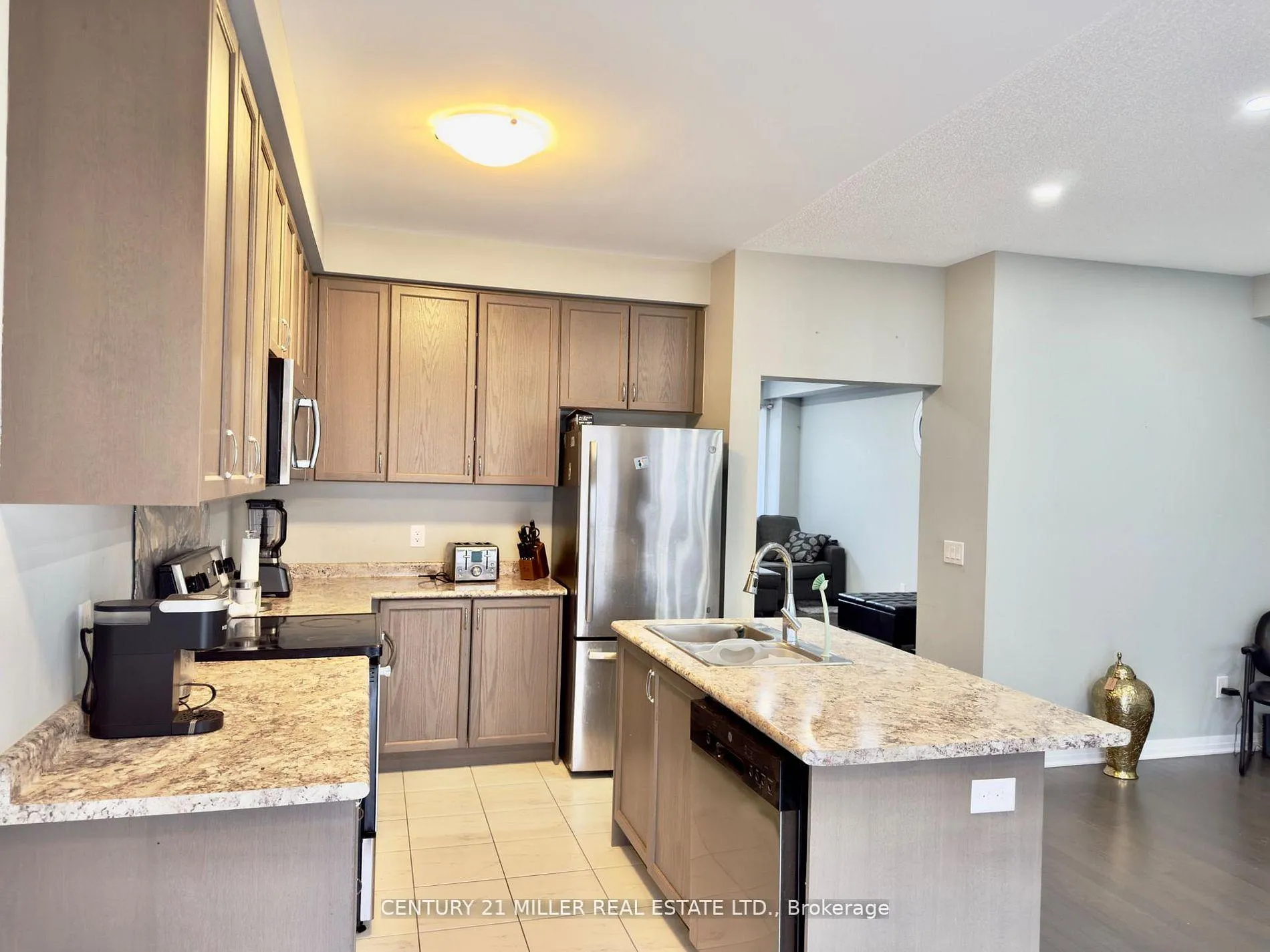 Photo 13 of 4074 Canby Street, Lincoln, Beamsville — HOMEH