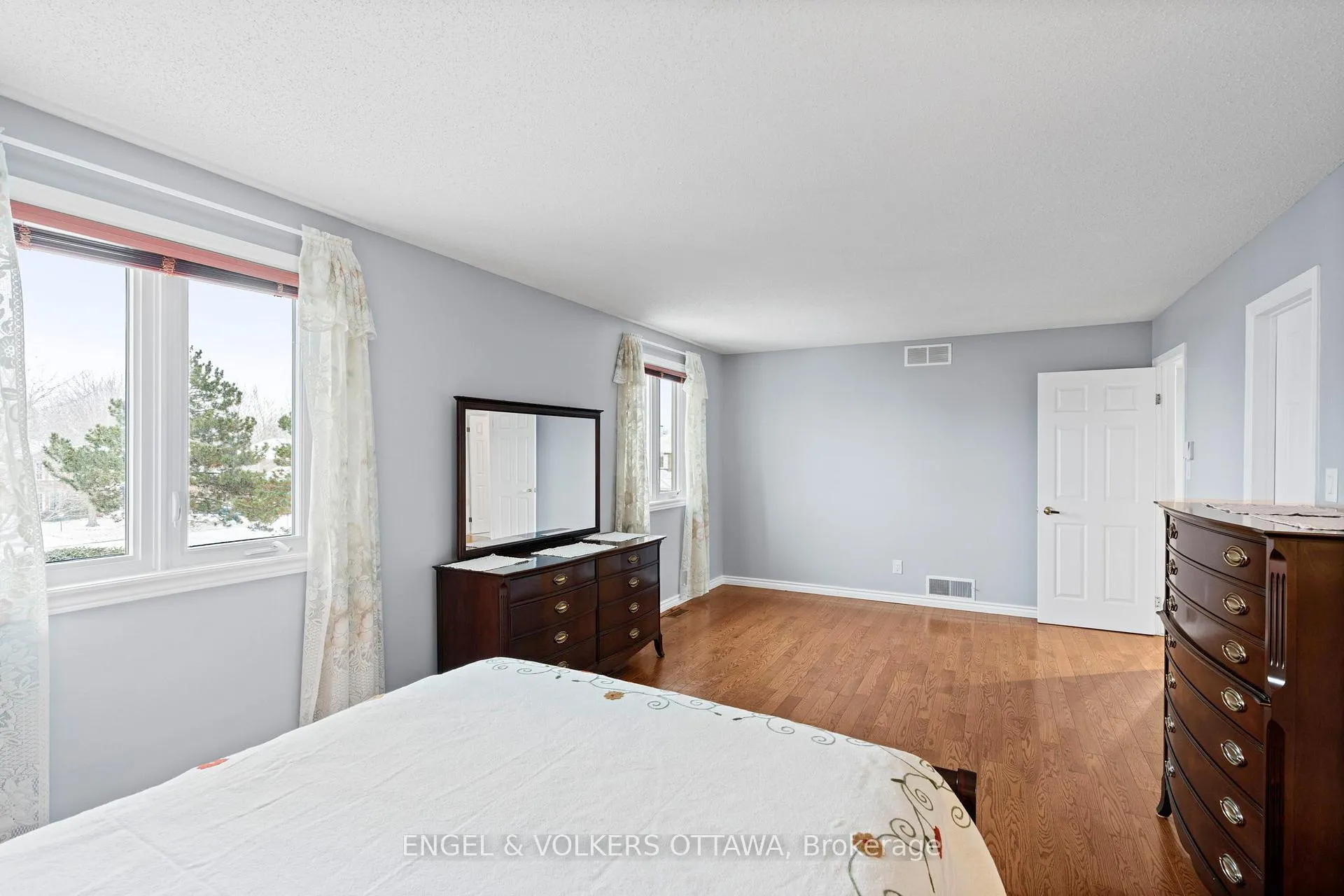 Photo 16 of 3 Balding Crescent, Ottawa, Kanata - Kanata Lakes/Heritage Hills — HOMEH