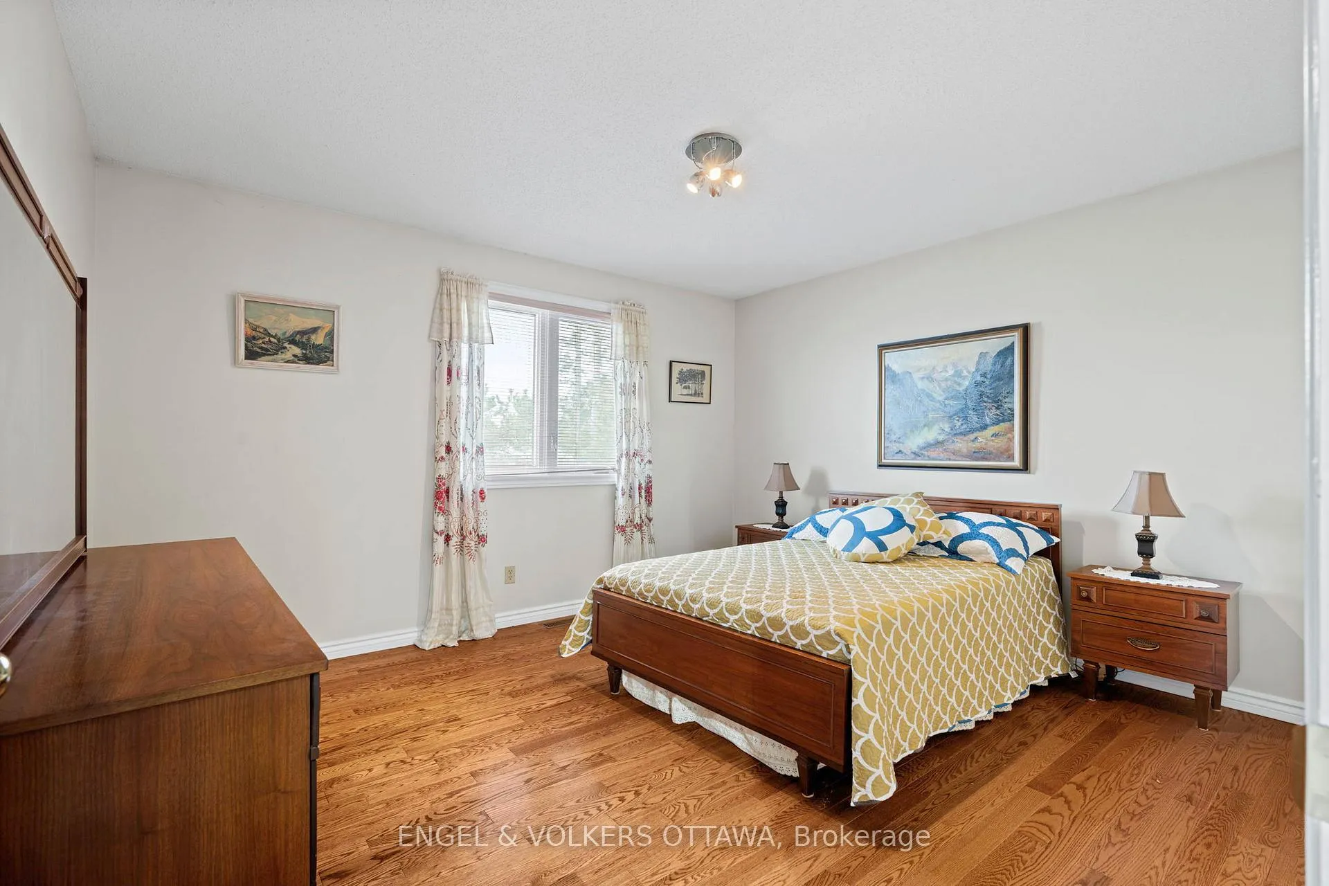 Photo 19 of 3 Balding Crescent, Ottawa, Kanata - Kanata Lakes/Heritage Hills — HOMEH