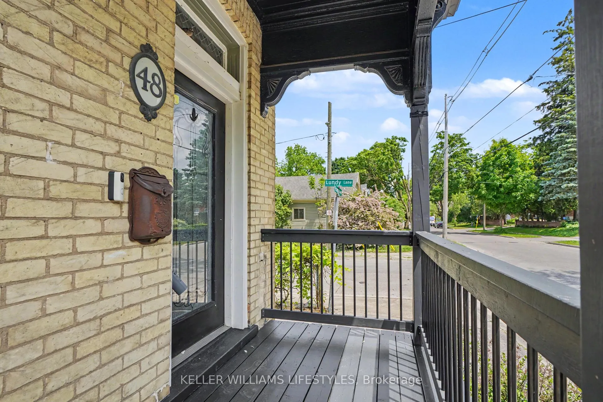 Photo 3 of 48 Tecumseh Avenue E, London, South F — HOMEH