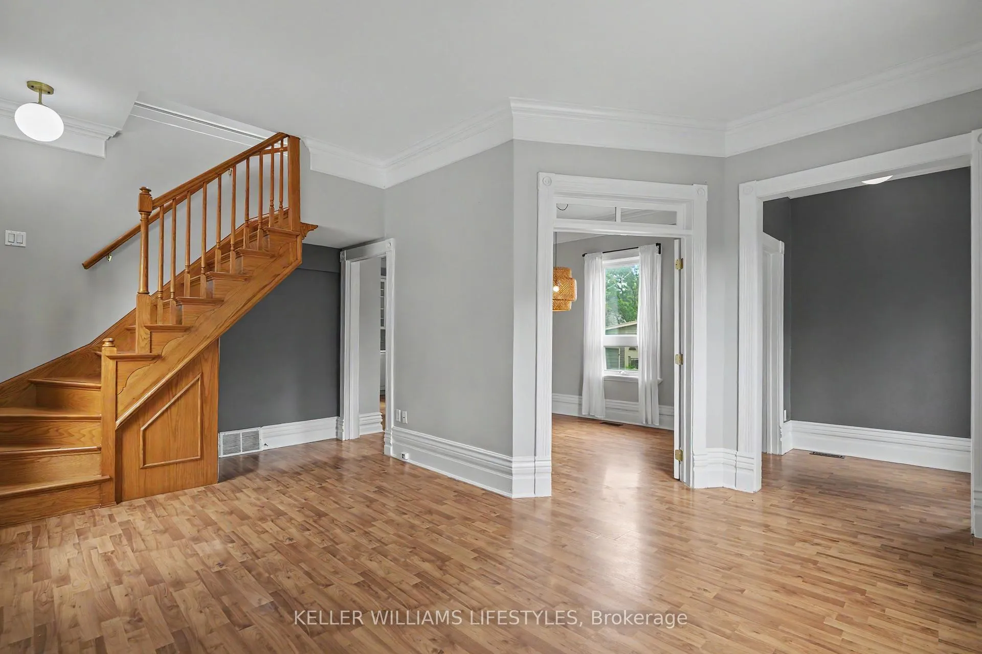 Photo 10 of 48 Tecumseh Avenue E, London, South F — HOMEH