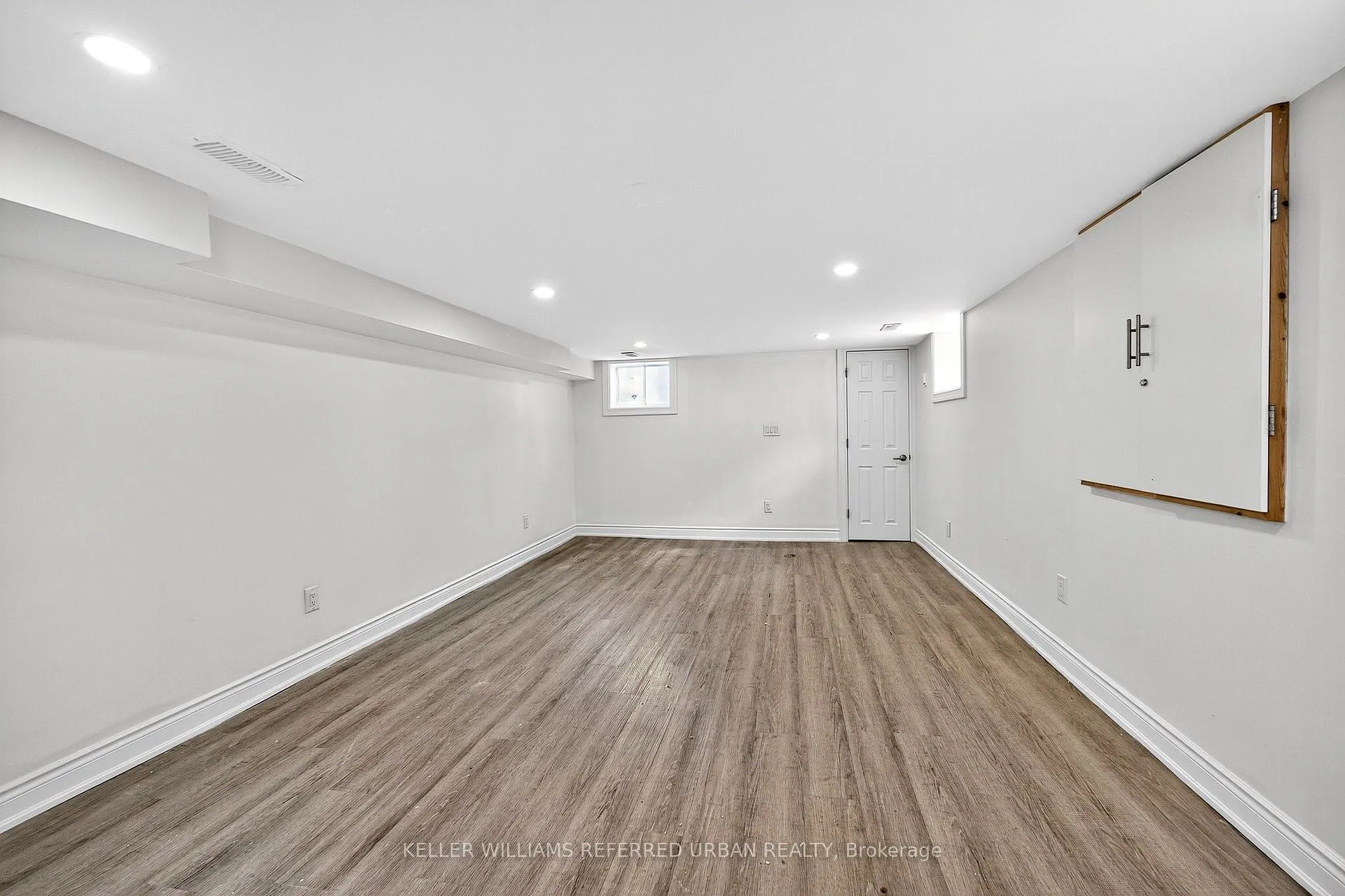 Photo 3 of Unit LOWER FRONT, 116 Branstone Road, Toronto, Caledonia-Fairbank — HOMEH