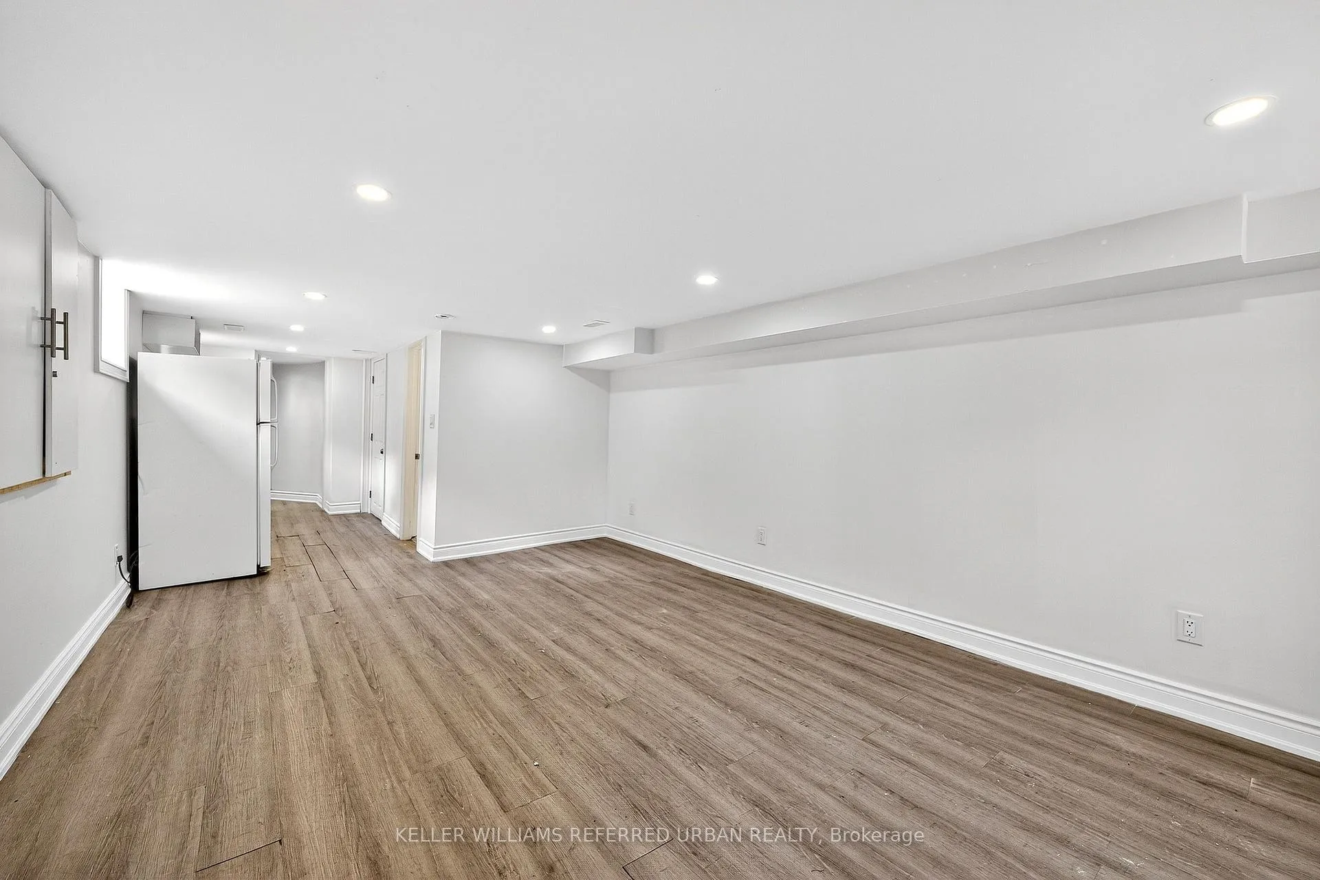 Photo 5 of Unit LOWER FRONT, 116 Branstone Road, Toronto, Caledonia-Fairbank — HOMEH