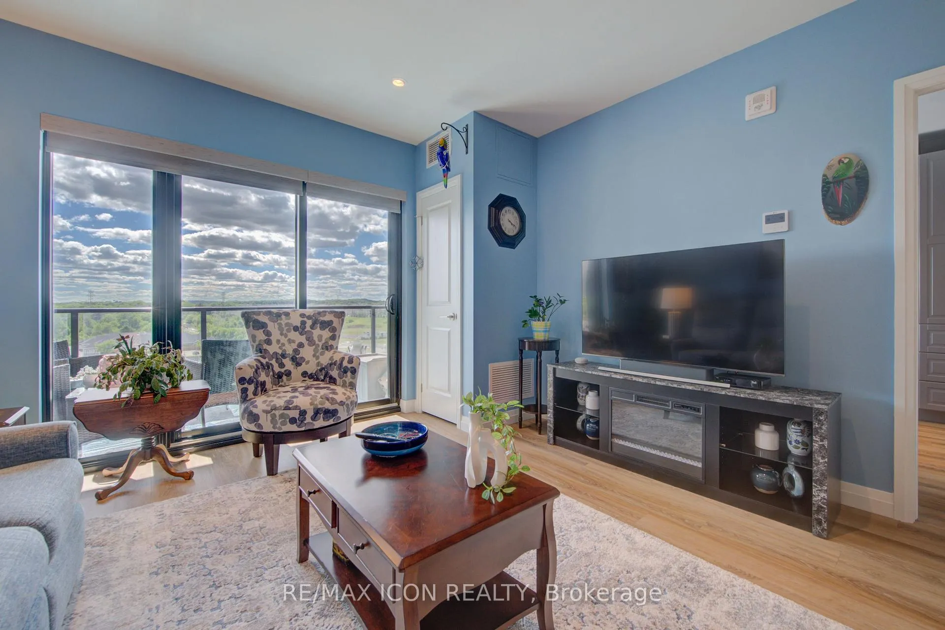 Photo 16 of Unit 710, 525 New Dundee Road, Kitchener, Doon South — HOMEH