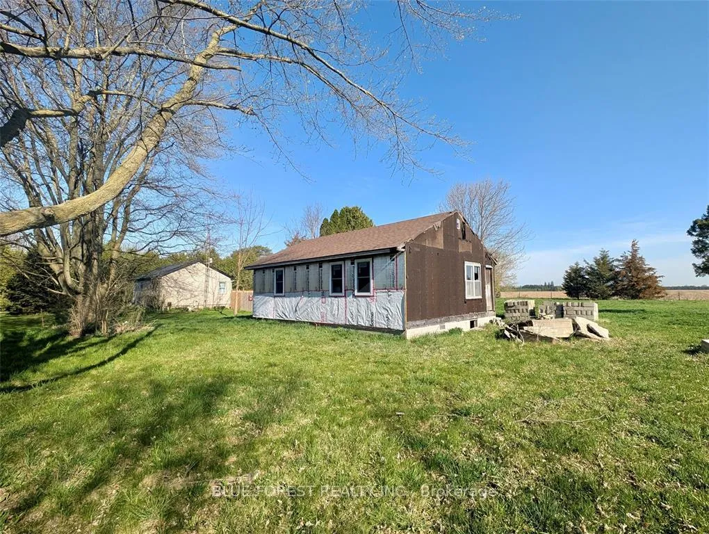 Photo 13 of 12003 Base Line, Chatham-Kent, Thamesville — HOMEH
