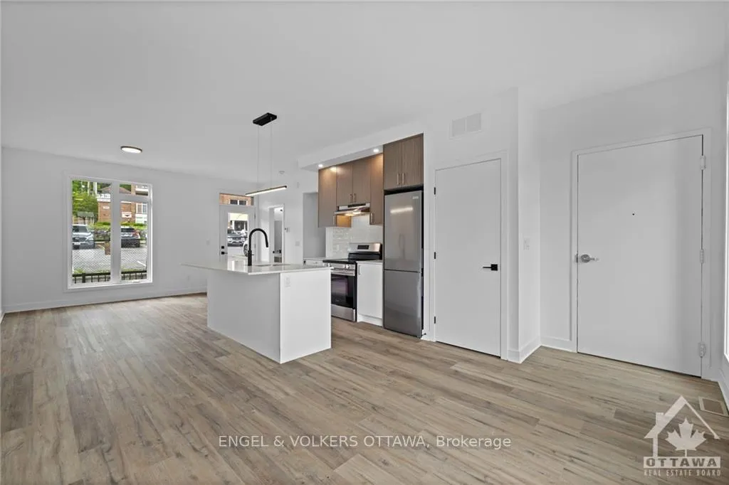 Photo 3 of Unit D, 1260 Marenger Street, Ottawa, Convent Glen South — HOMEH