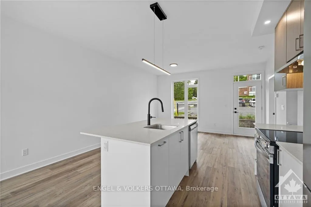 Photo 9 of Unit H, 1260 Marenger Street, Ottawa, Convent Glen South — HOMEH