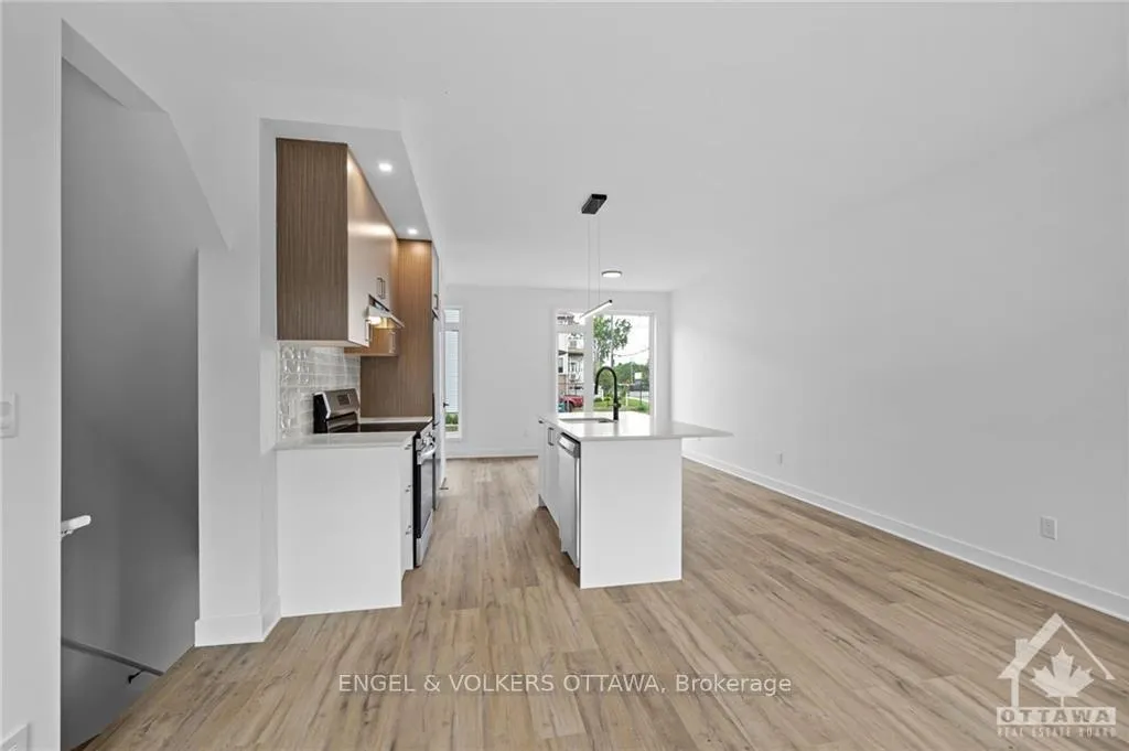 Photo 10 of Unit H, 1260 Marenger Street, Ottawa, Convent Glen South — HOMEH