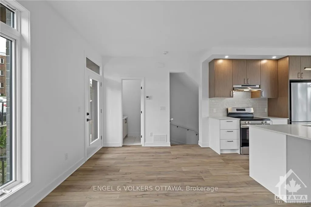 Photo 12 of Unit H, 1260 Marenger Street, Ottawa, Convent Glen South — HOMEH