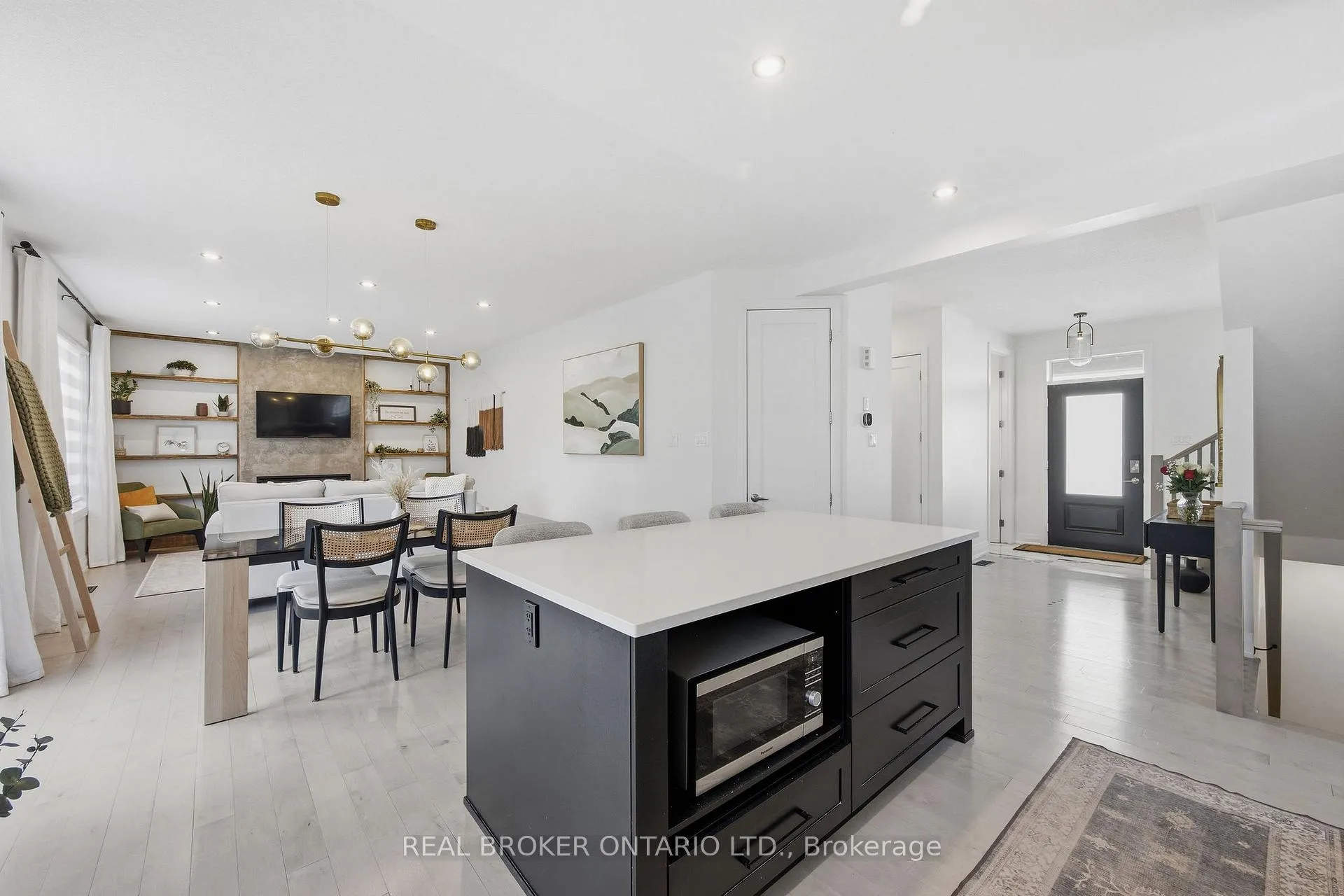 Photo 9 of 358 Lamarche Avenue, Ottawa, Chapel Hill South - Orleans Village — HOMEH