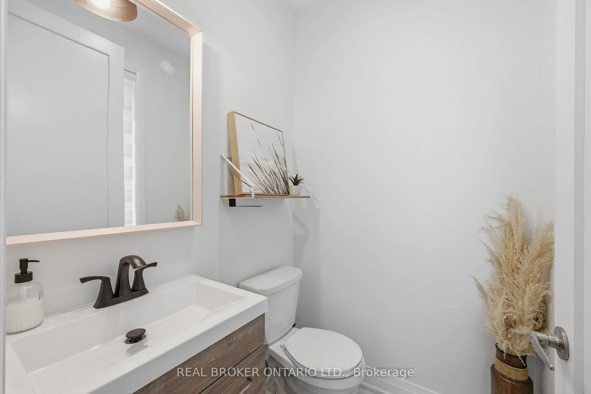 Photo 18 of 358 Lamarche Avenue, Ottawa, Chapel Hill South - Orleans Village — HOMEH