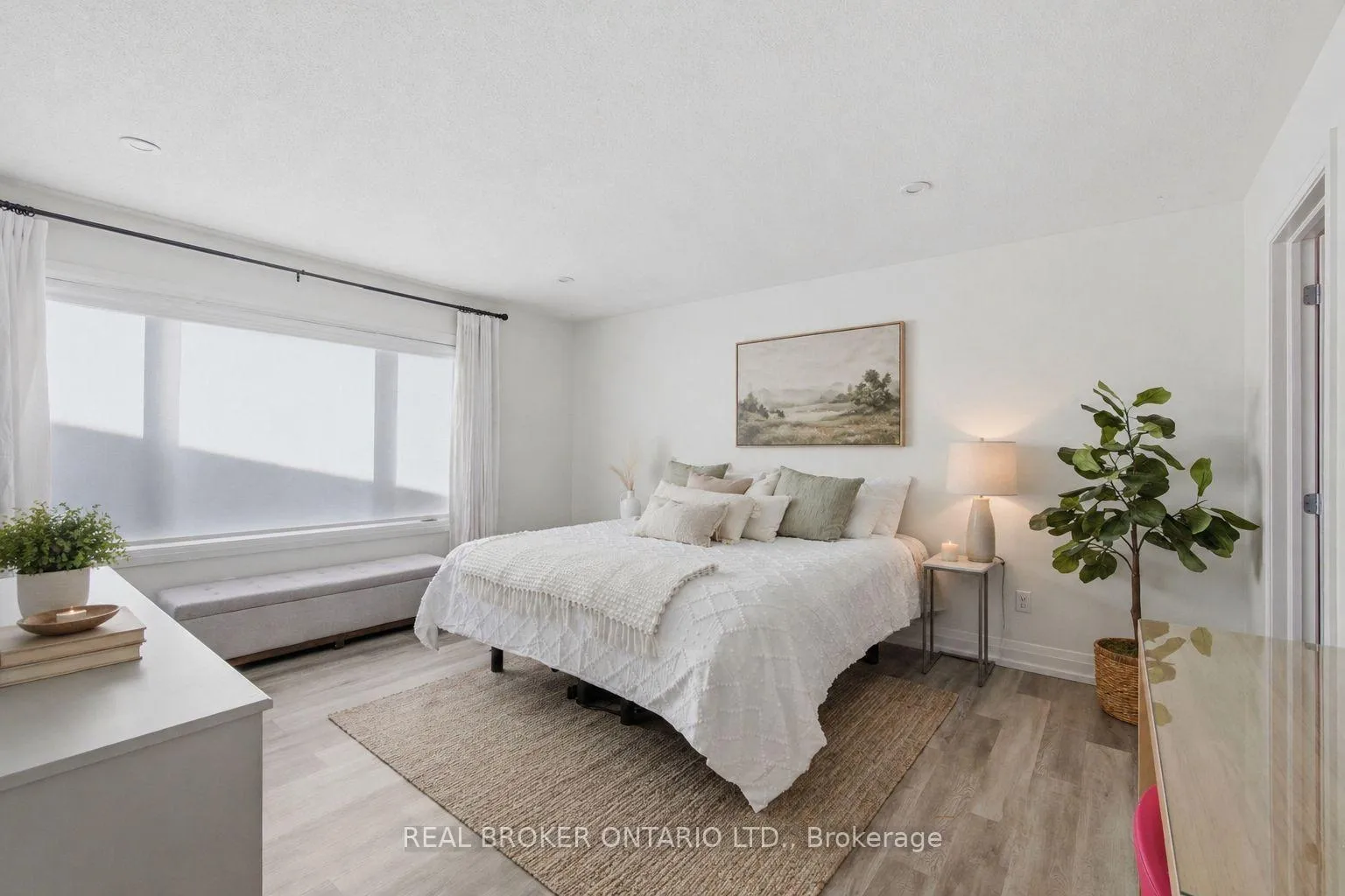Photo 25 of 358 Lamarche Avenue, Ottawa, Chapel Hill South - Orleans Village — HOMEH