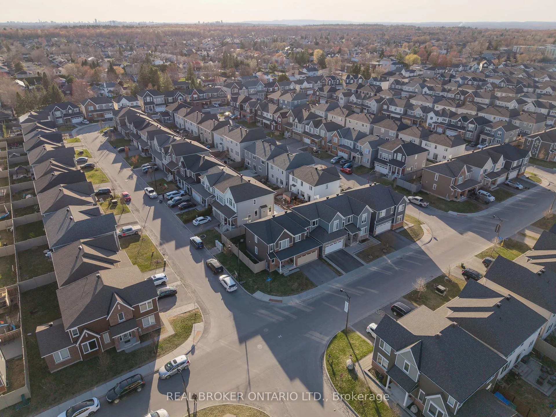 Photo 34 of 358 Lamarche Avenue, Ottawa, Chapel Hill South - Orleans Village — HOMEH