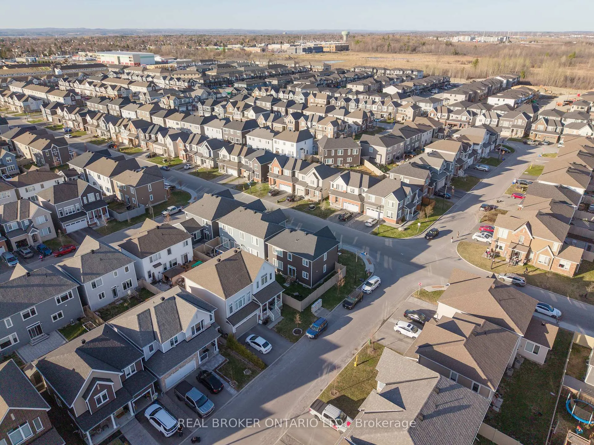 Photo 35 of 358 Lamarche Avenue, Ottawa, Chapel Hill South - Orleans Village — HOMEH