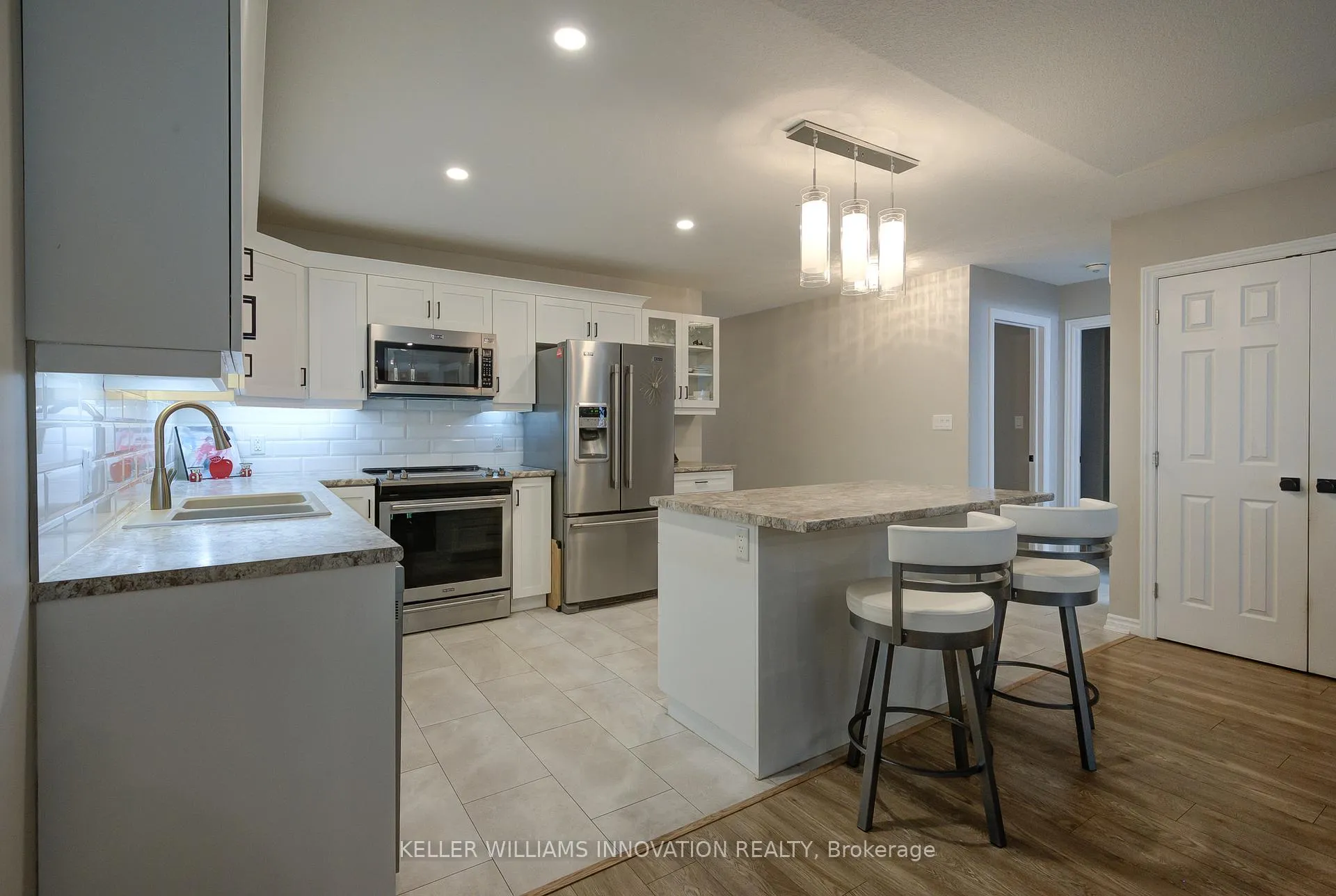 Photo 11 of 51 Devon Drive, South Huron, Exeter — HOMEH