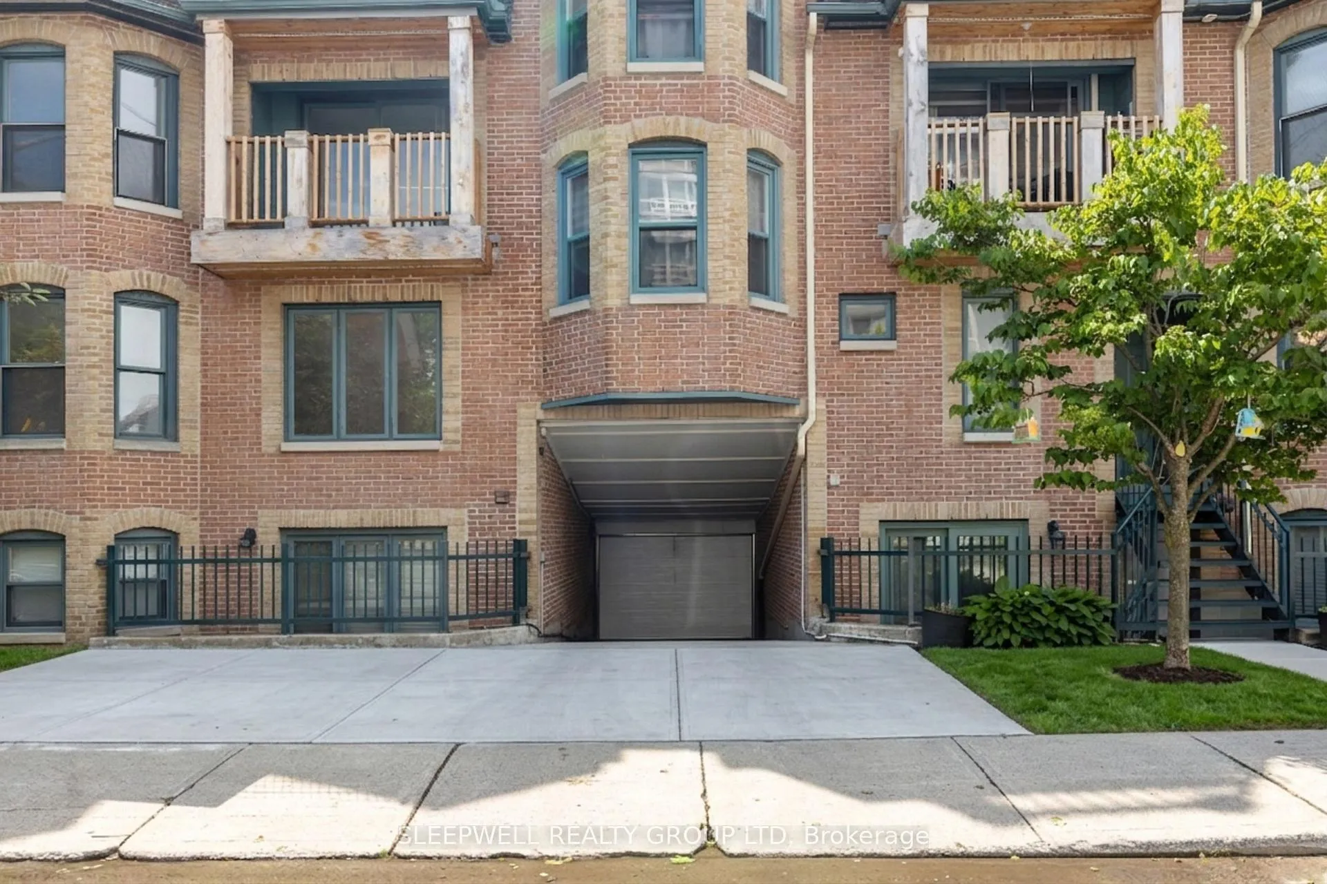 Photo 2 of Unit 2, 232 Wilbrod Street, Ottawa, Sandy Hill — HOMEH