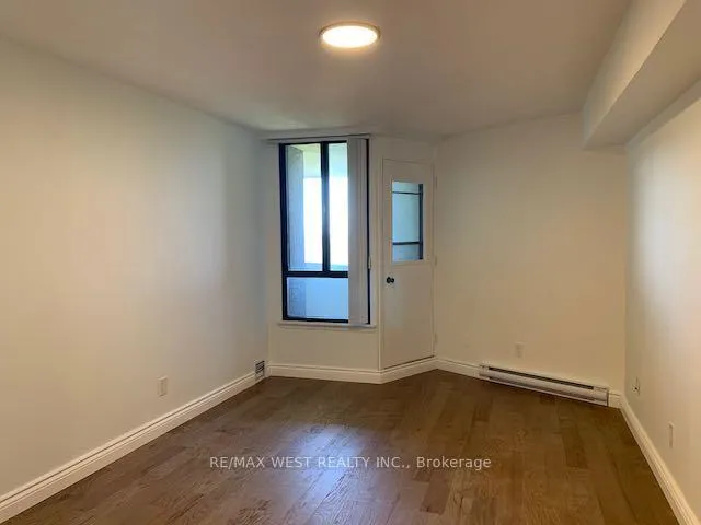 Photo 12 of Unit F13, 288 Mill Road, Etobicoke, Markland Wood — HOMEH