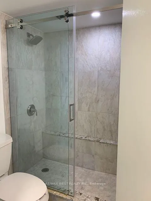 Photo 18 of Unit F13, 288 Mill Road, Etobicoke, Markland Wood — HOMEH