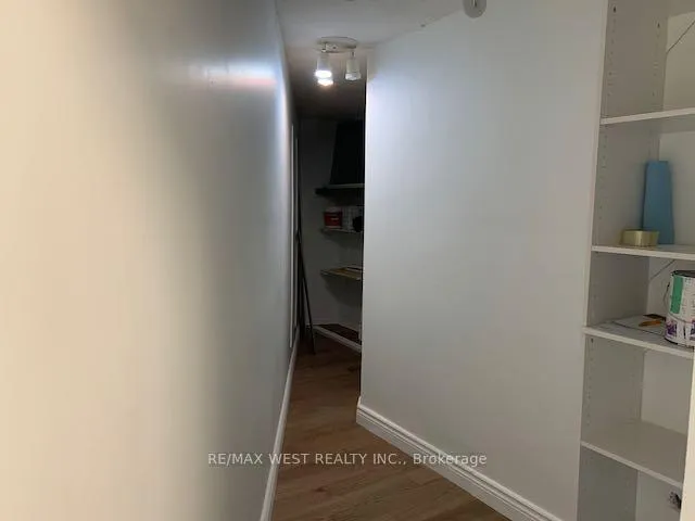 Photo 19 of Unit F13, 288 Mill Road, Etobicoke, Markland Wood — HOMEH