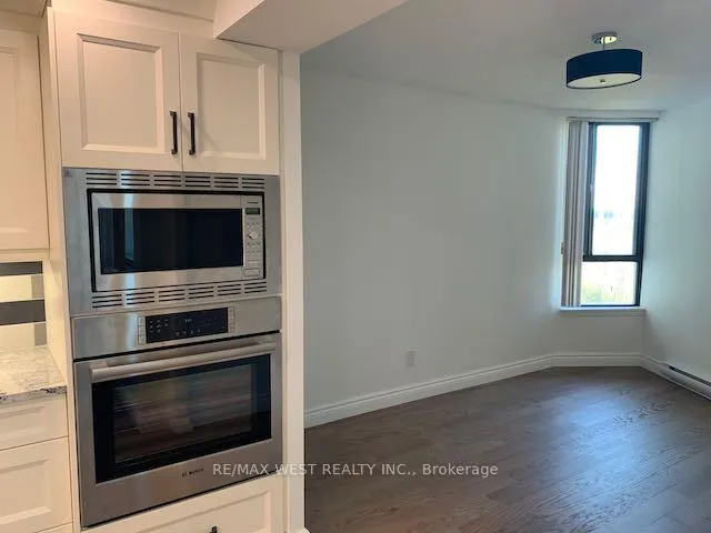 Photo 27 of Unit F13, 288 Mill Road, Etobicoke, Markland Wood — HOMEH
