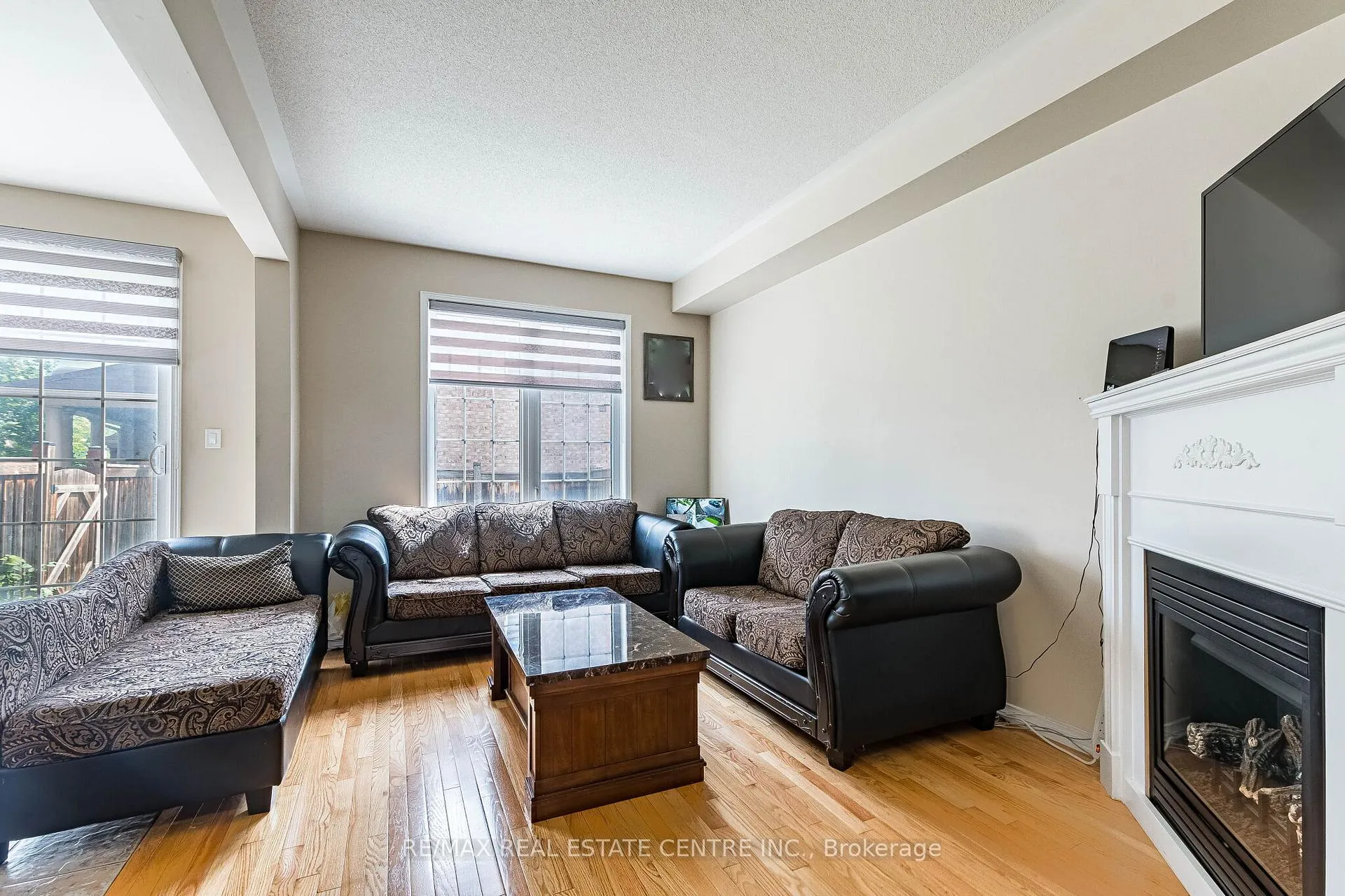 Photo 11 of 7 Loftsmoor Drive, Brampton, Sandringham-Wellington — HOMEH
