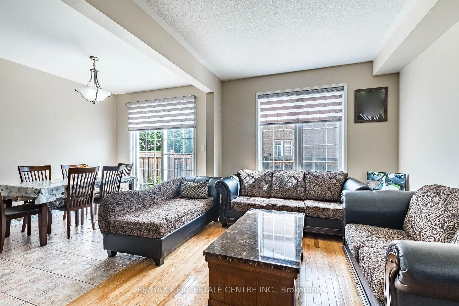 Photo 12 of 7 Loftsmoor Drive, Brampton, Sandringham-Wellington — HOMEH
