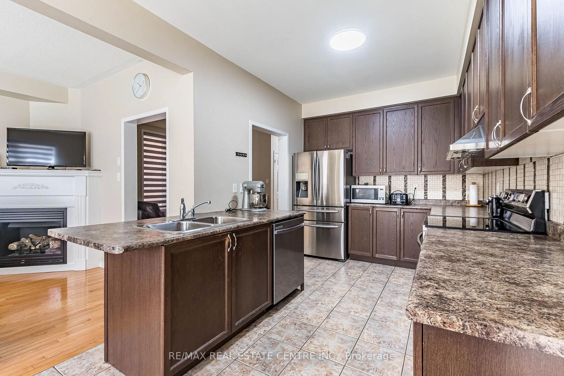 Photo 19 of 7 Loftsmoor Drive, Brampton, Sandringham-Wellington — HOMEH