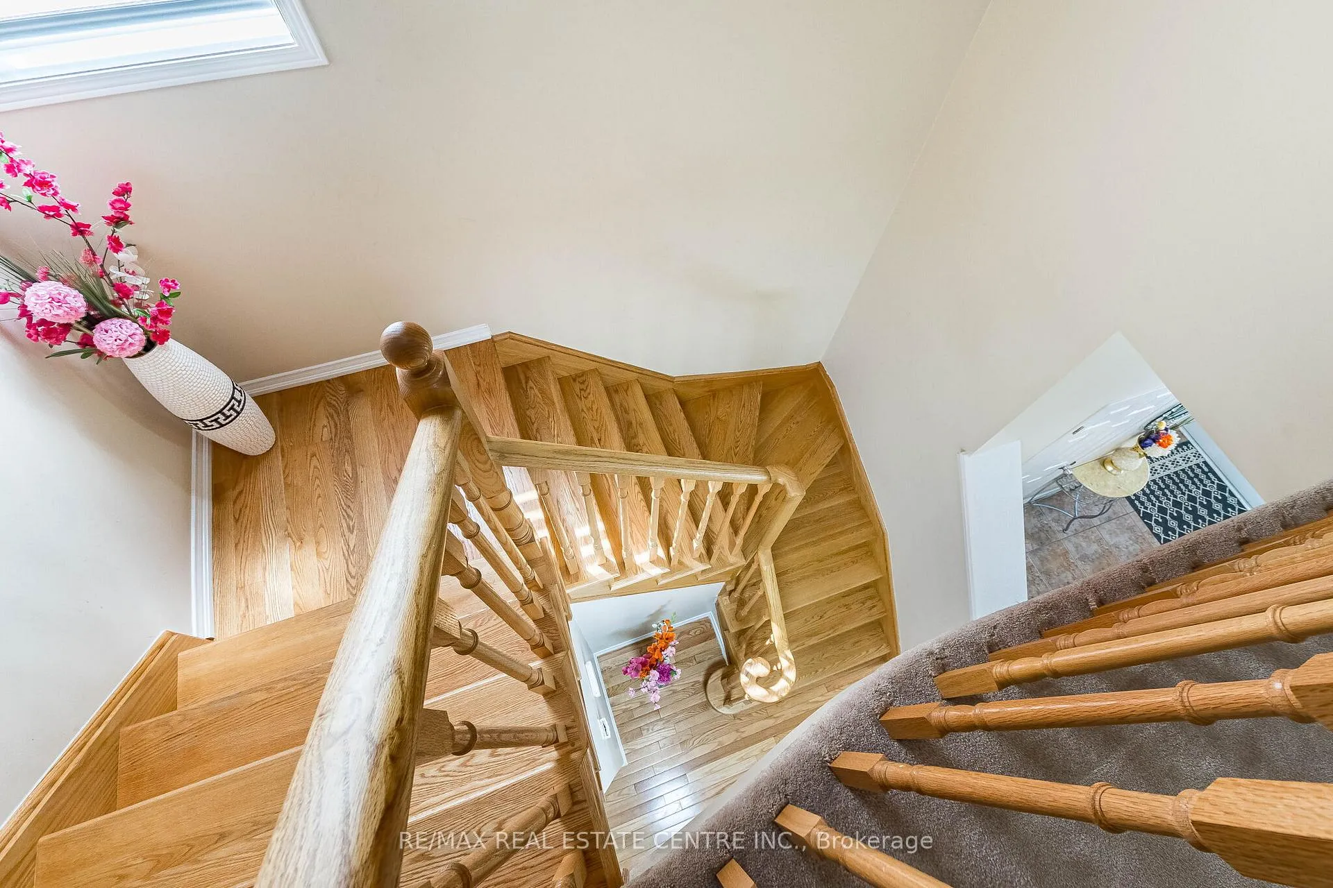 Photo 24 of 7 Loftsmoor Drive, Brampton, Sandringham-Wellington — HOMEH
