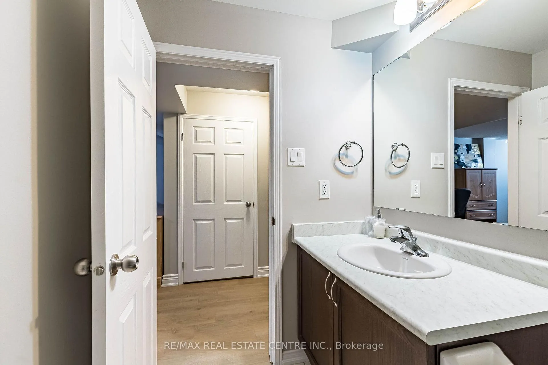 Photo 48 of 7 Loftsmoor Drive, Brampton, Sandringham-Wellington — HOMEH