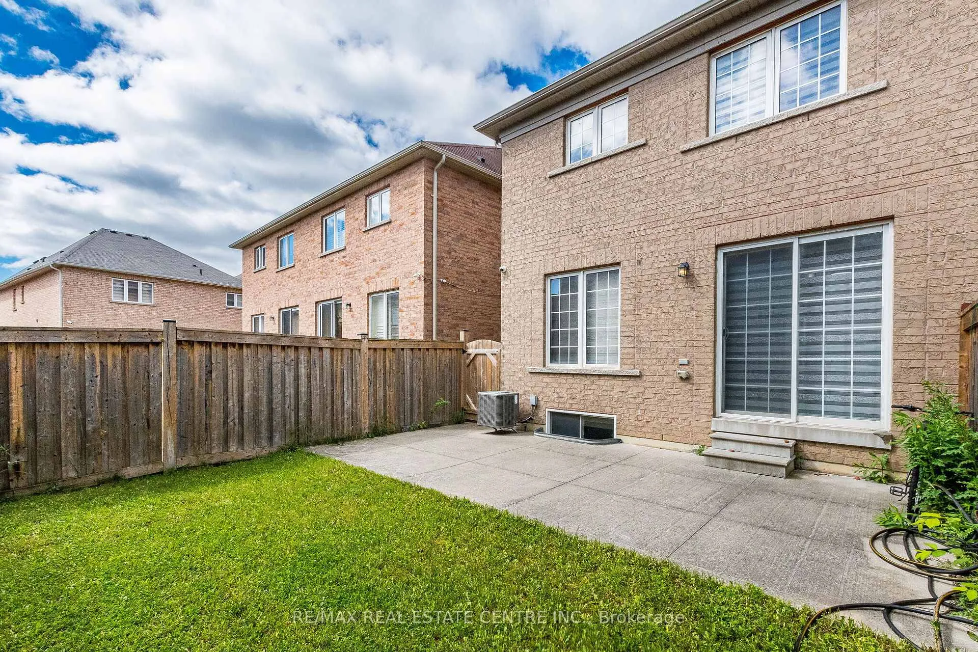 Photo 50 of 7 Loftsmoor Drive, Brampton, Sandringham-Wellington — HOMEH