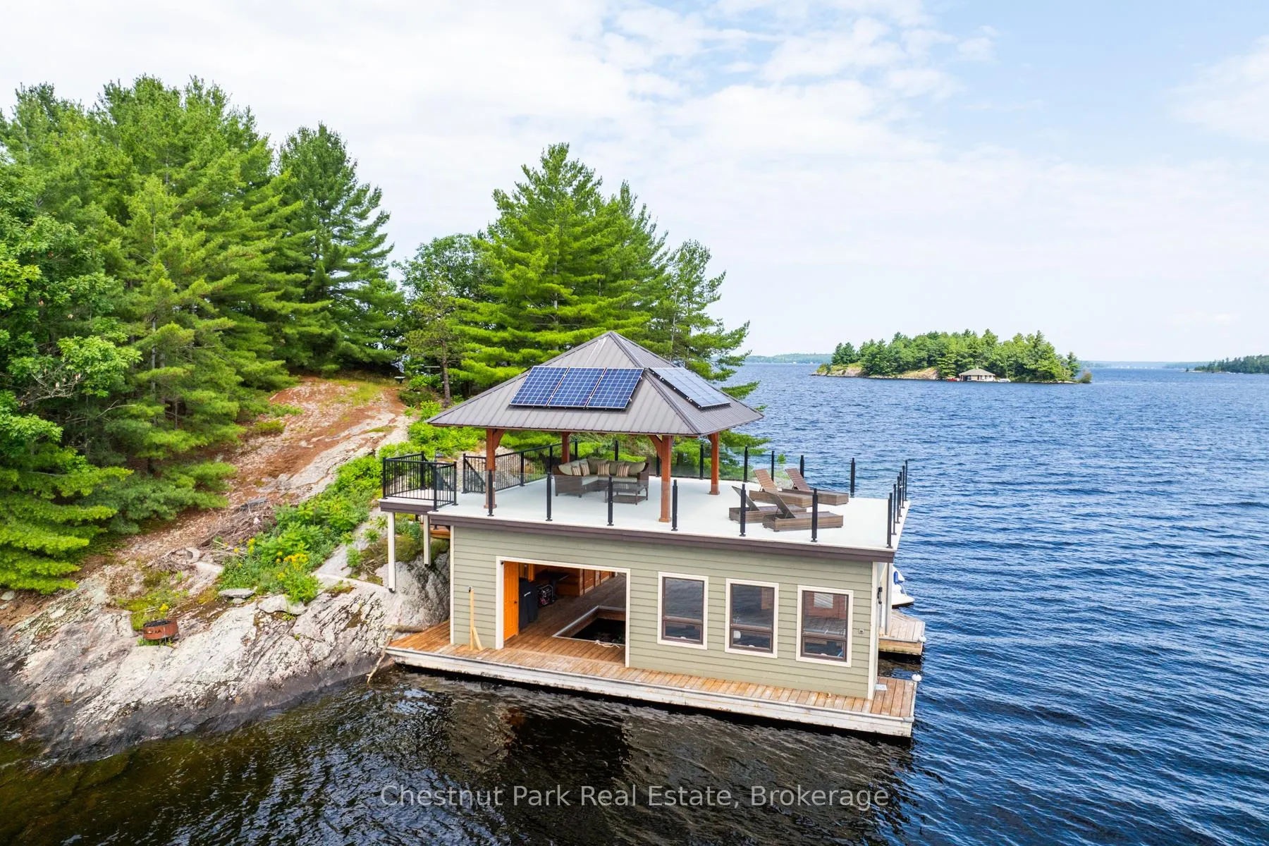Photo 4 of 1 Helena Island, Gravenhurst, Muskoka (S) — HOMEH