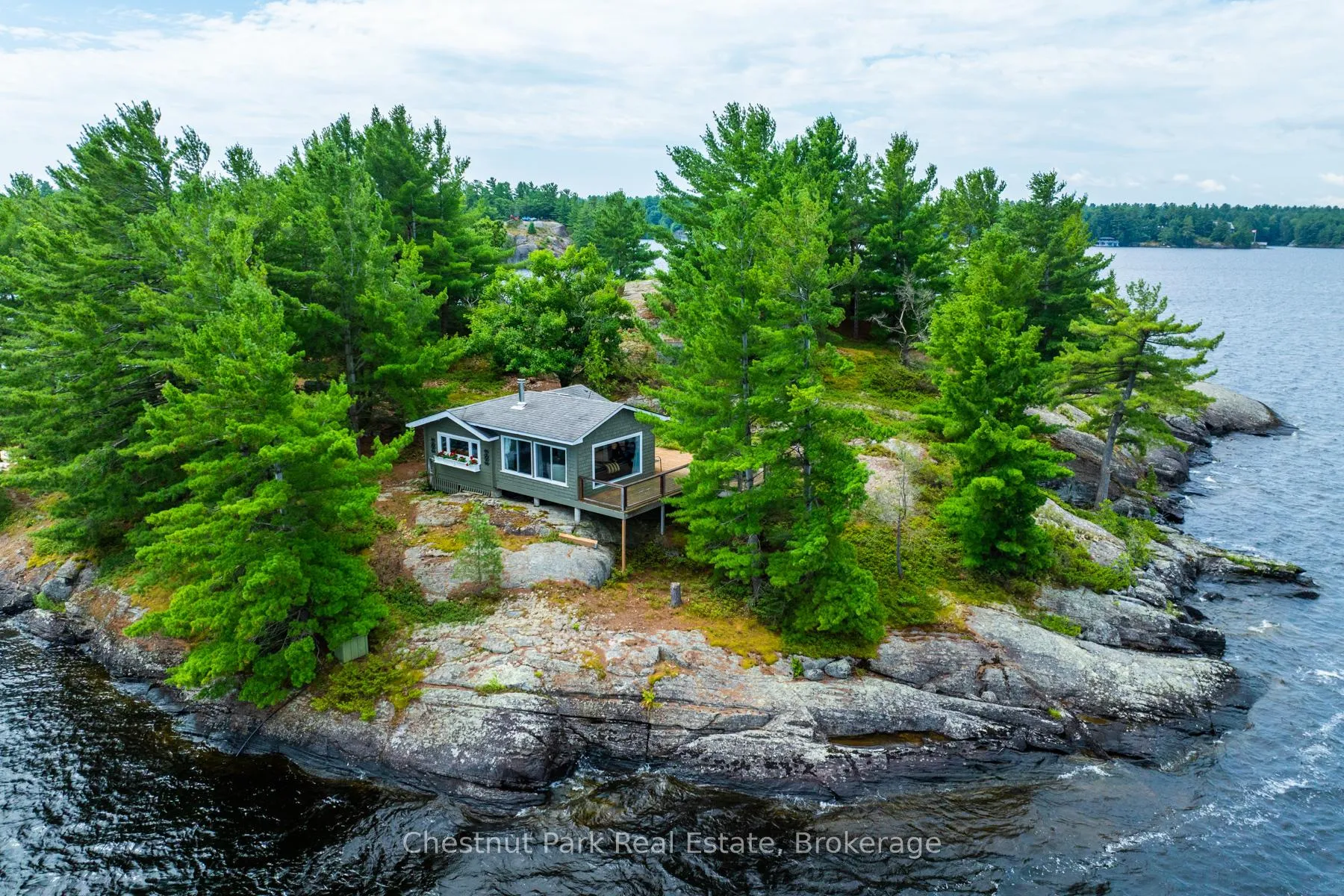 Photo 6 of 1 Helena Island, Gravenhurst, Muskoka (S) — HOMEH