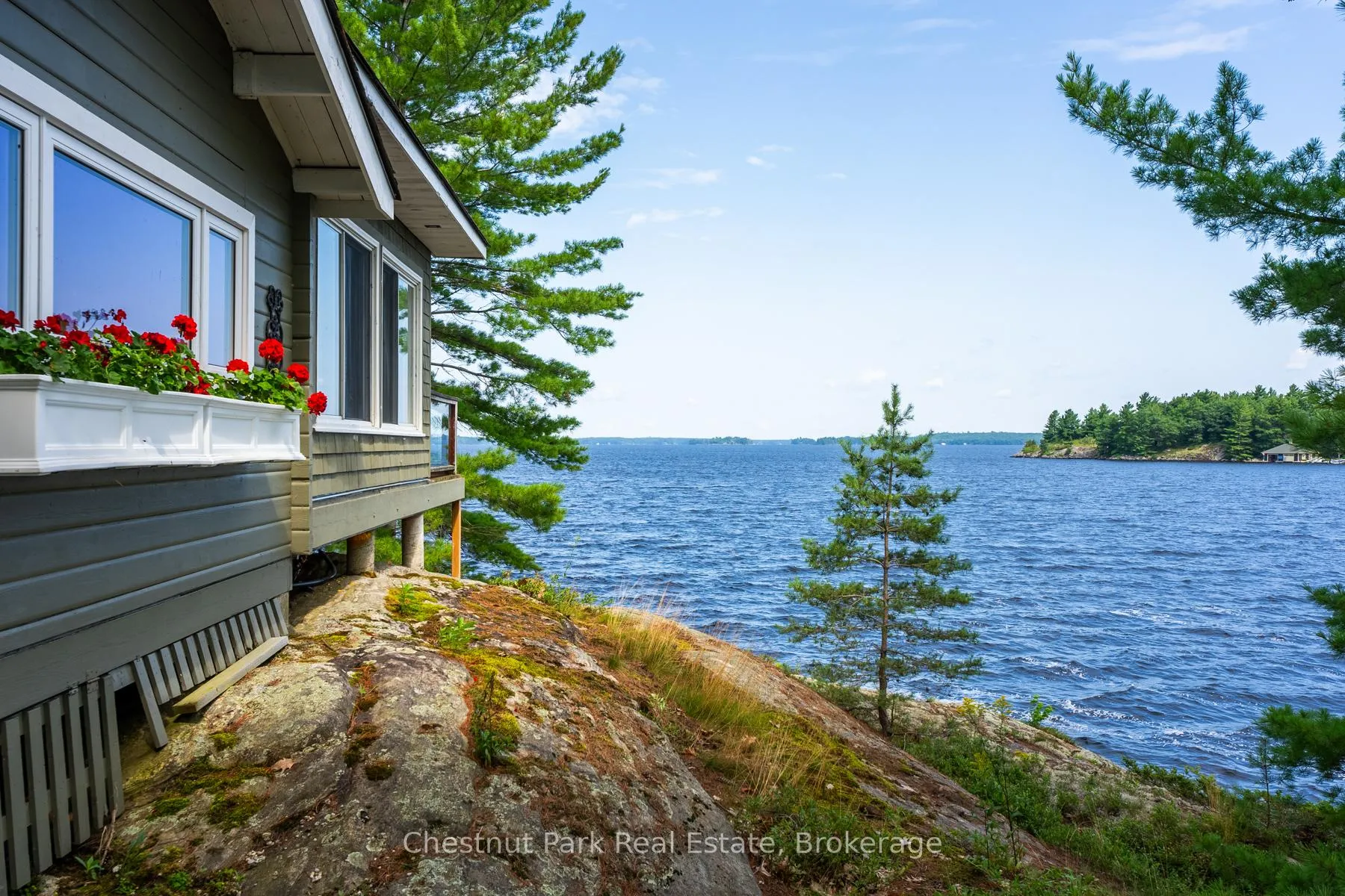 Photo 14 of 1 Helena Island, Gravenhurst, Muskoka (S) — HOMEH