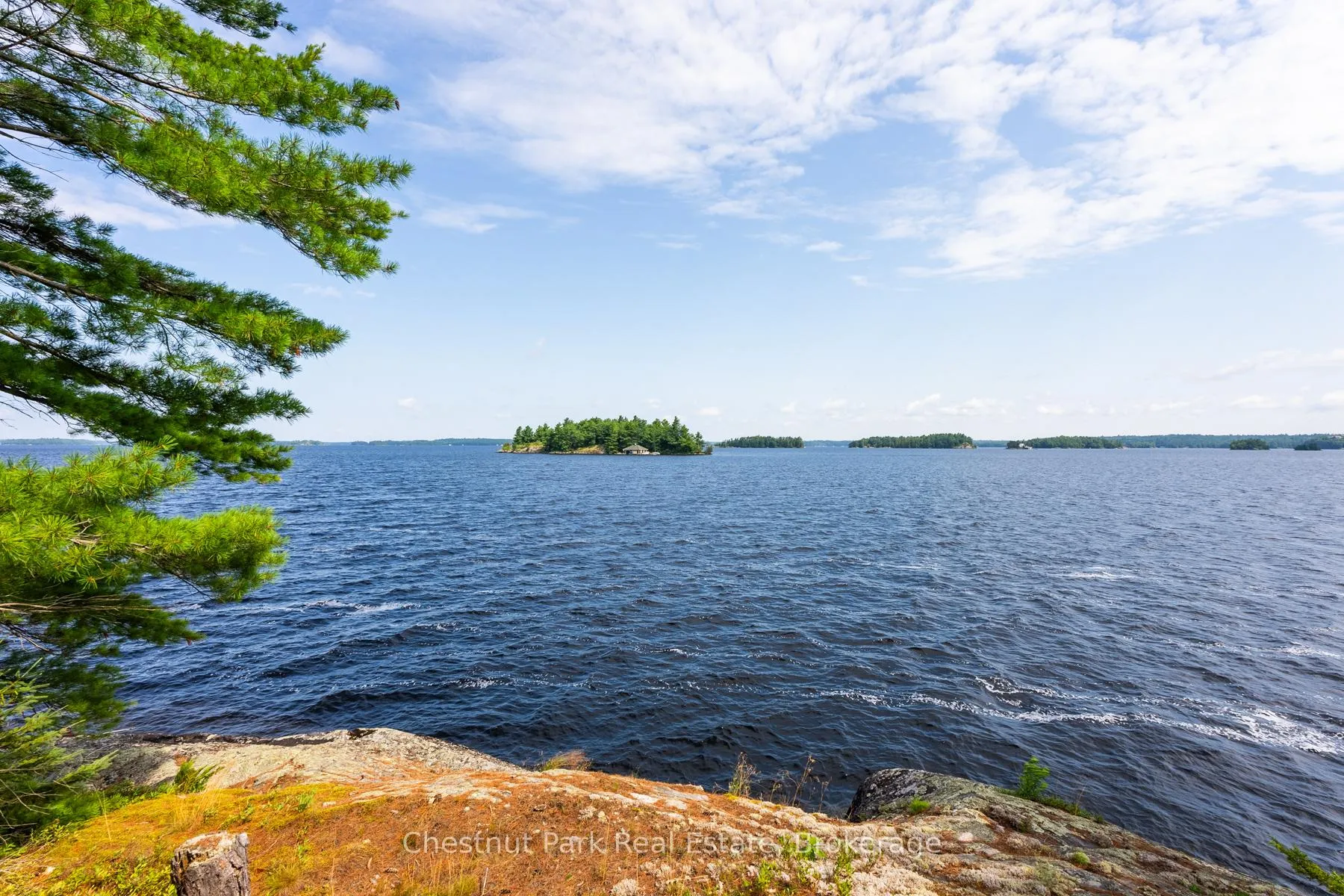 Photo 15 of 1 Helena Island, Gravenhurst, Muskoka (S) — HOMEH