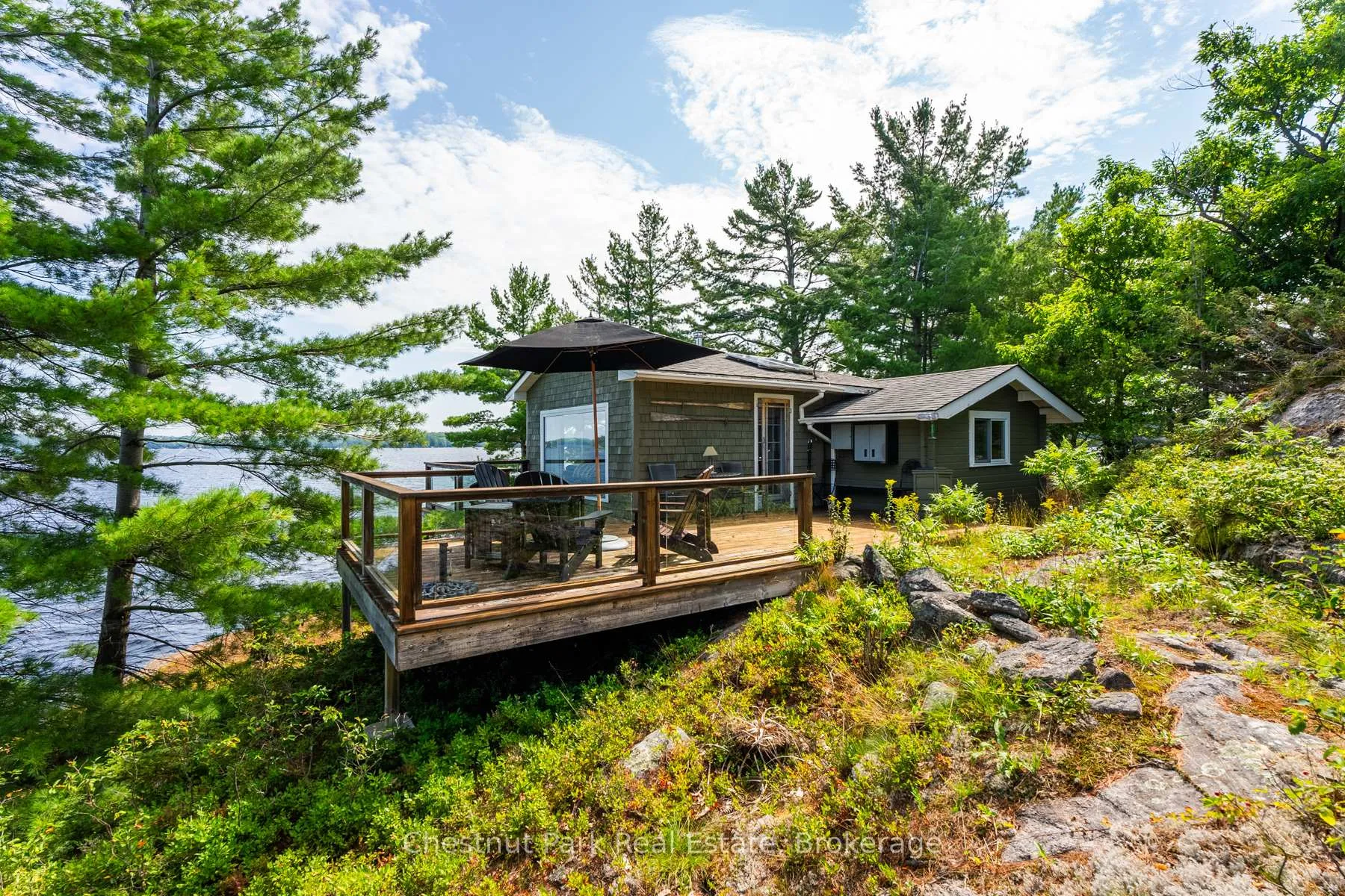 Photo 17 of 1 Helena Island, Gravenhurst, Muskoka (S) — HOMEH