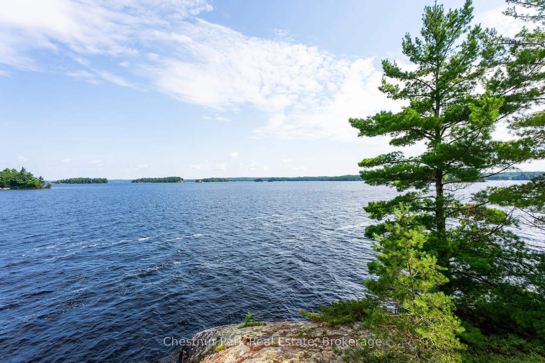 Photo 19 of 1 Helena Island, Gravenhurst, Muskoka (S) — HOMEH