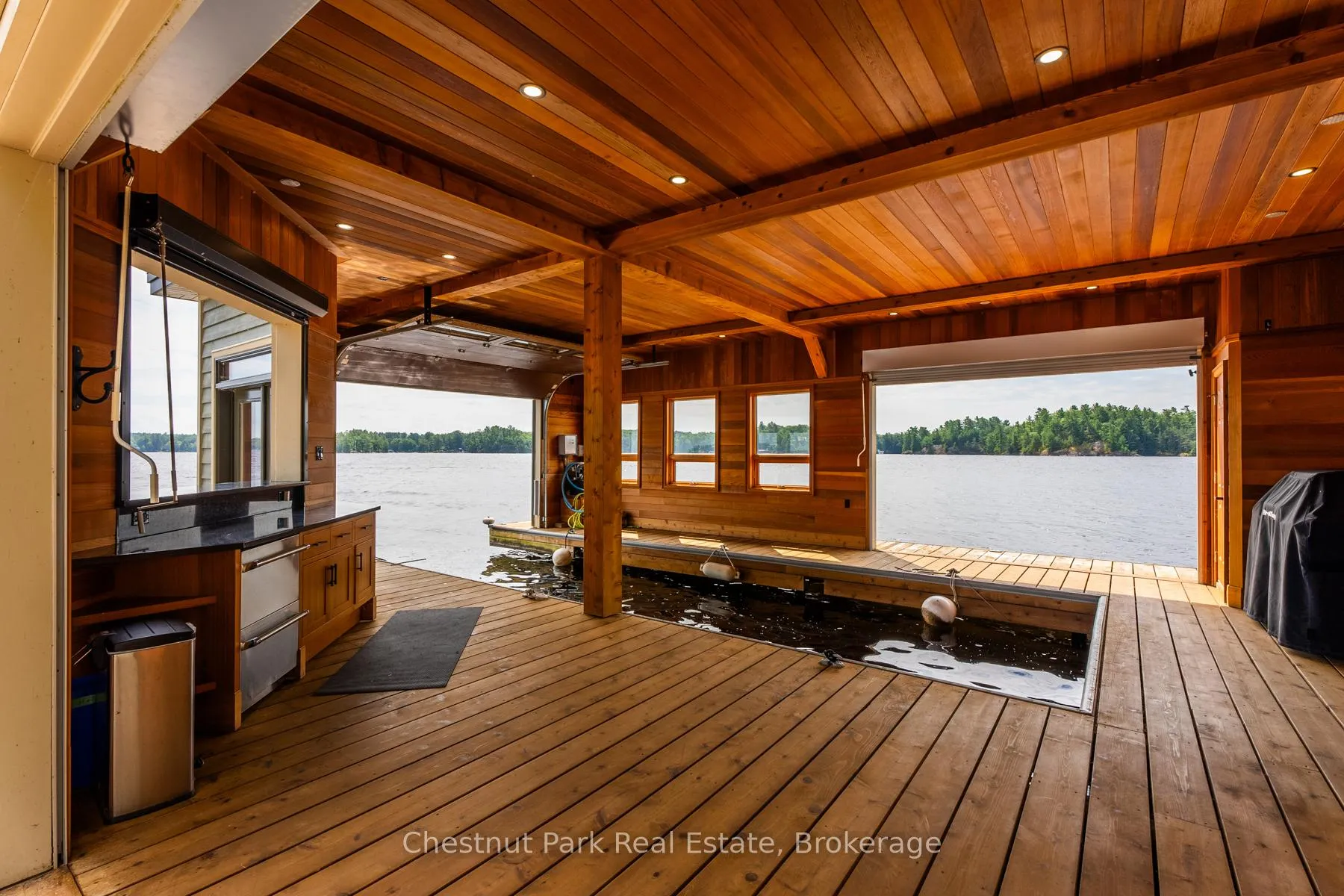 Photo 27 of 1 Helena Island, Gravenhurst, Muskoka (S) — HOMEH